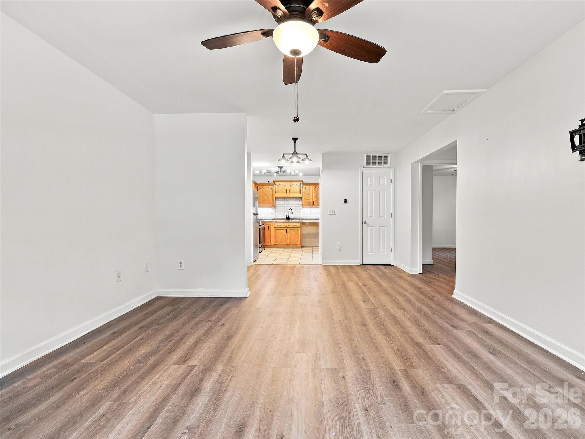 19 Krista Circle E Property Photo 7