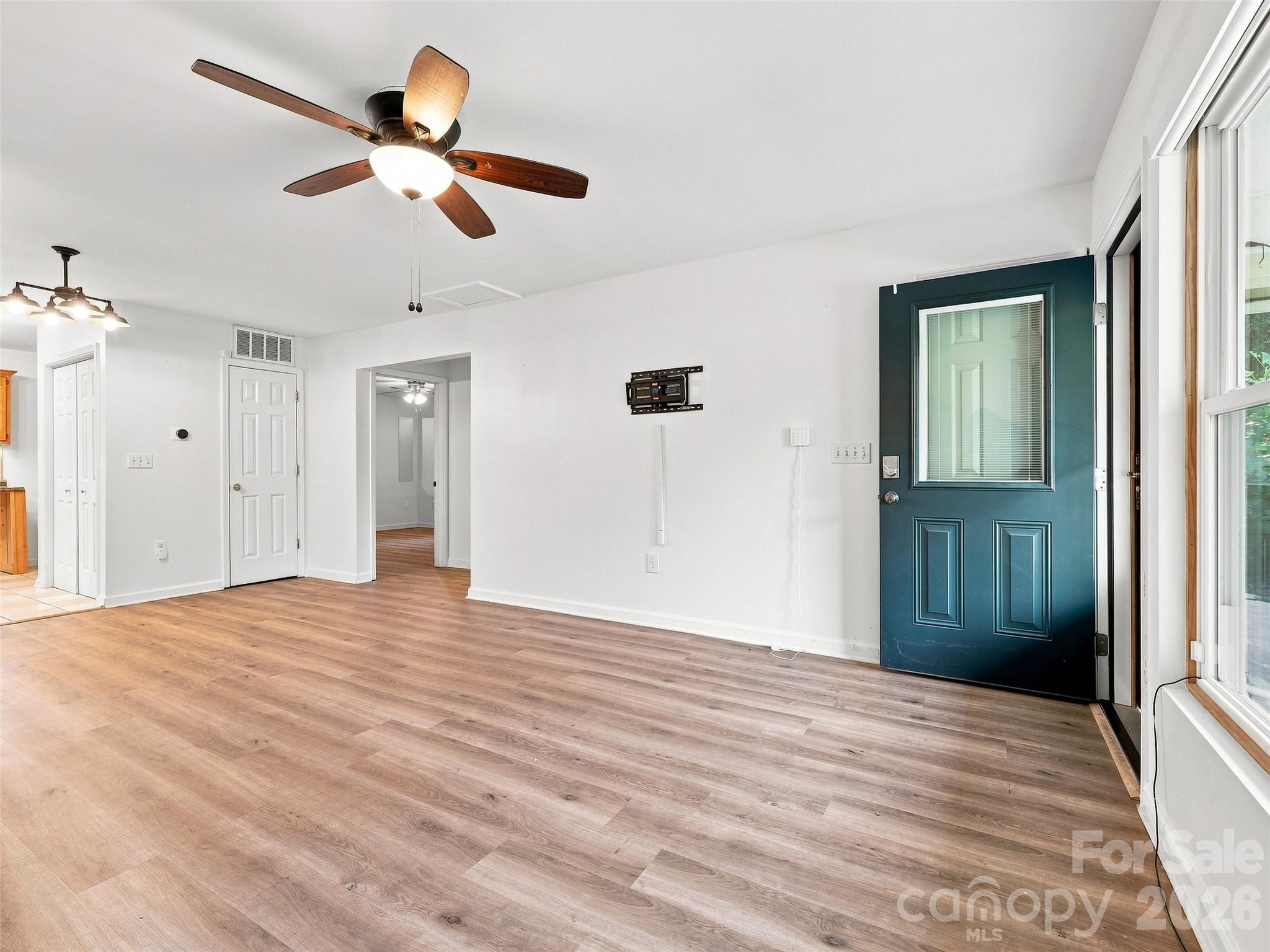 19 Krista Circle E Property Photo 8
