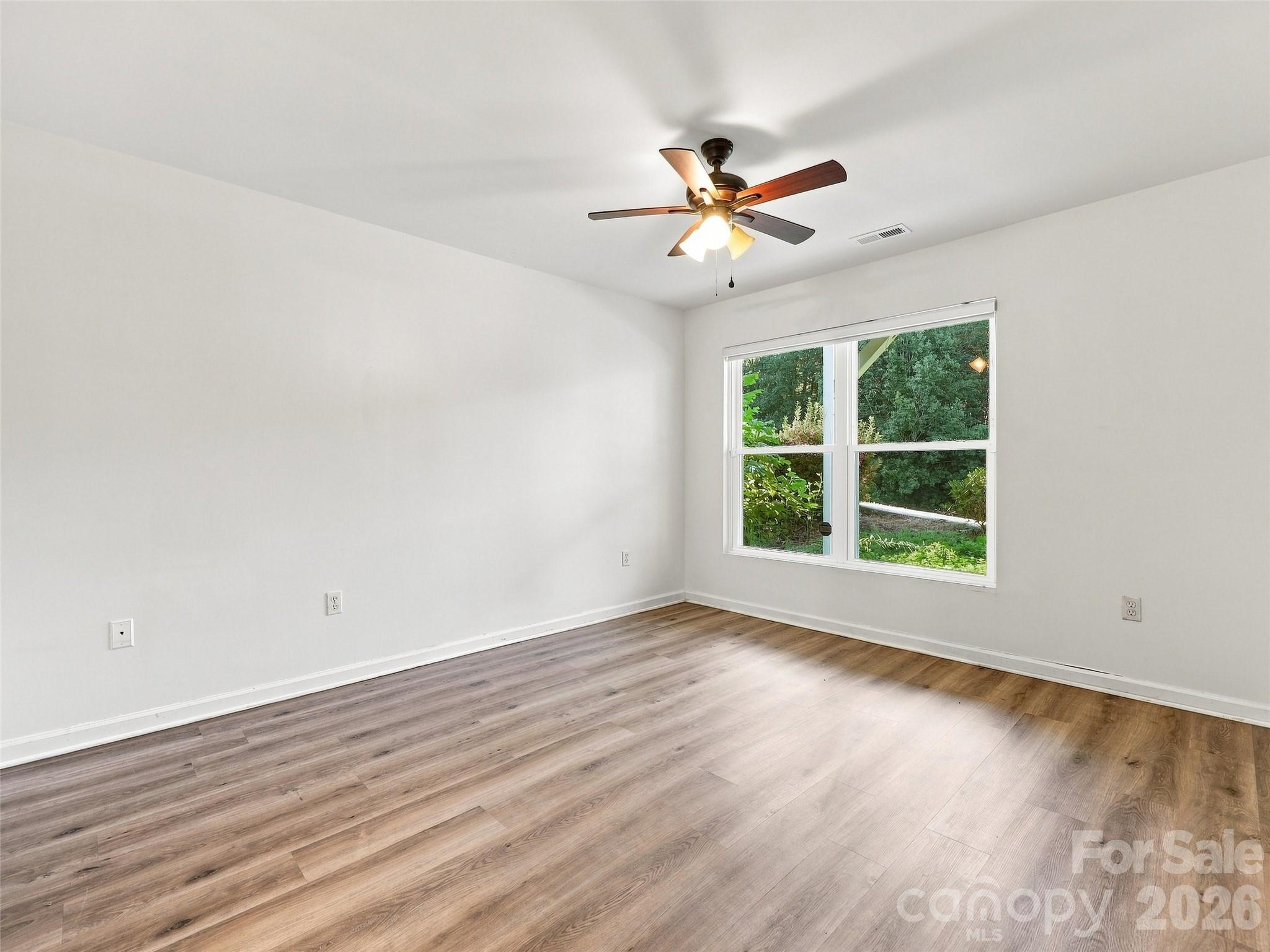 19 Krista Circle E Property Photo 22
