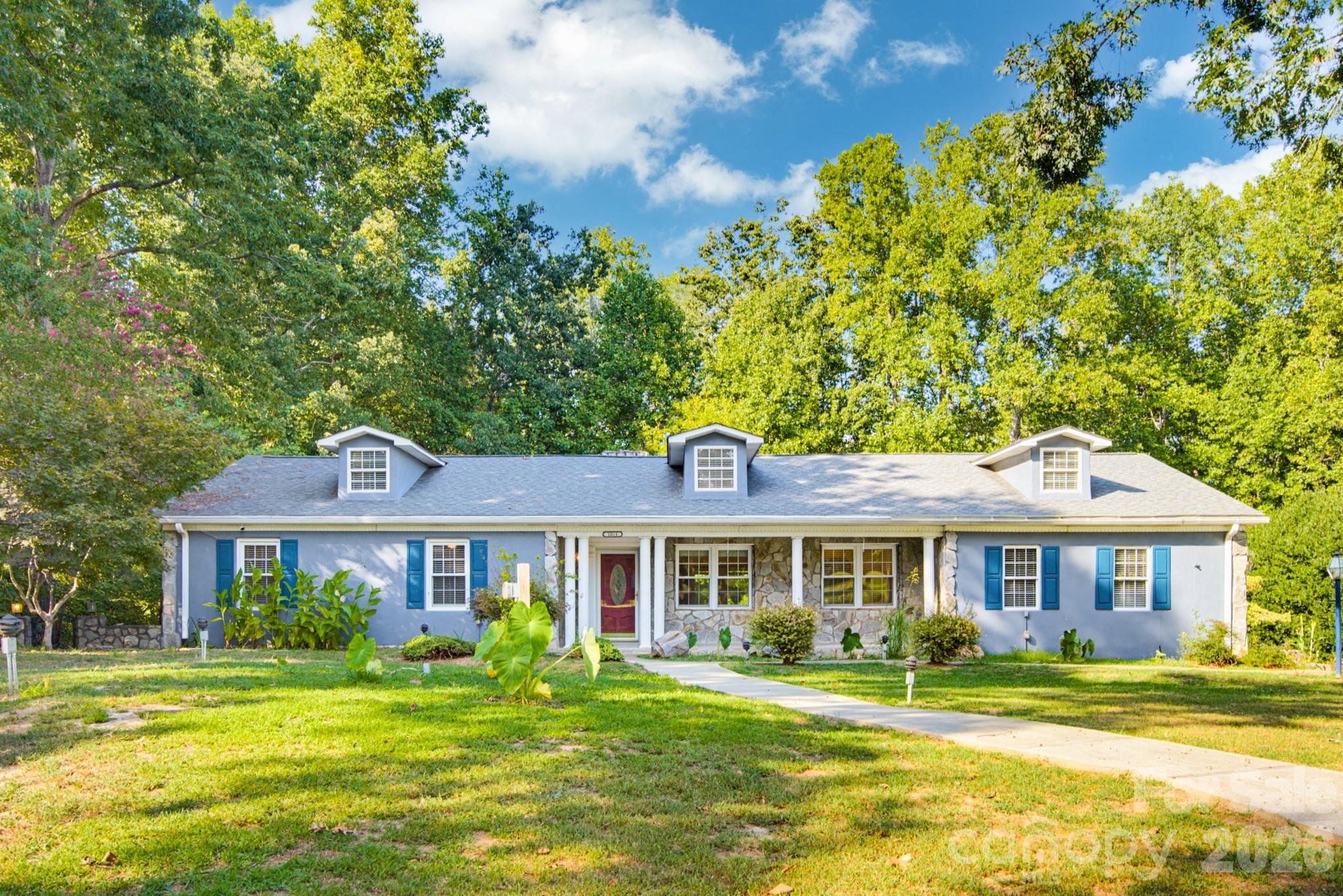 1011 Tarlton Drive Property Photo 1