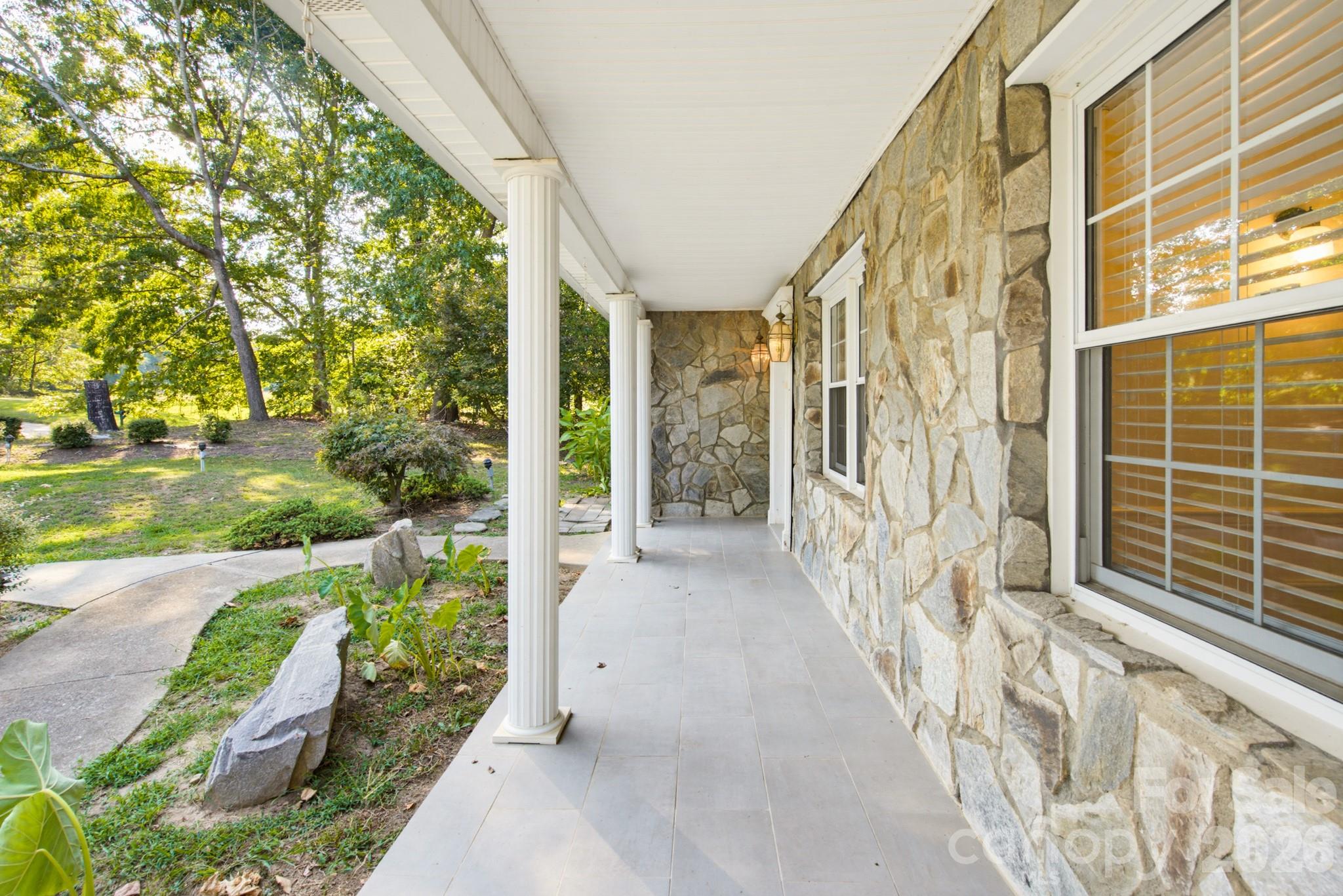 1011 Tarlton Drive Property Photo 5