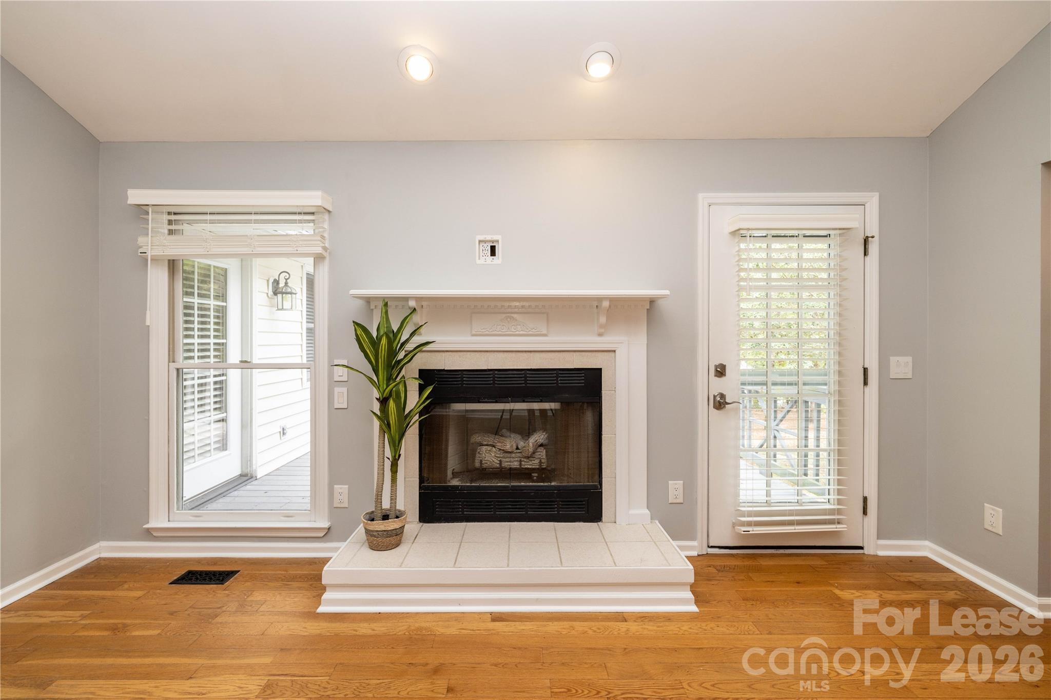 102 Seminole Court Property Photo 21