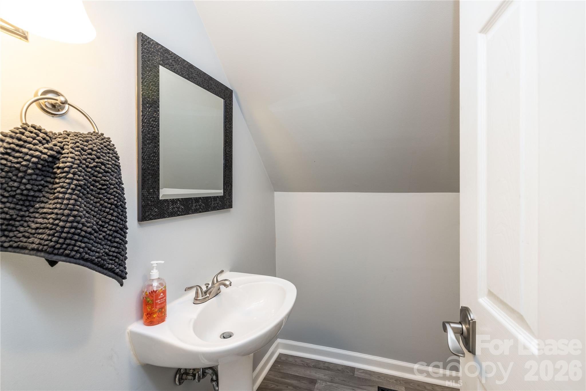 102 Seminole Court Property Photo 42