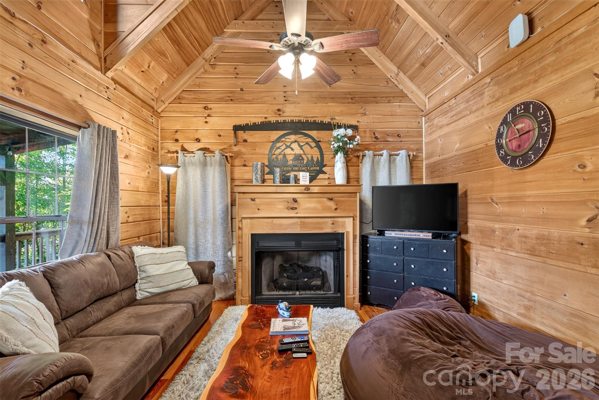 898 Morgan Hill Road Property Photo 6