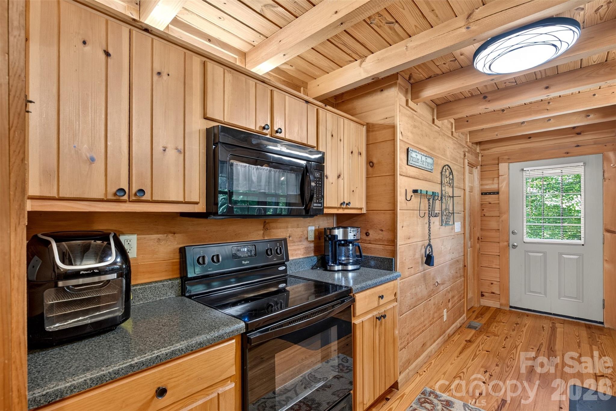 898 Morgan Hill Road Property Photo 16
