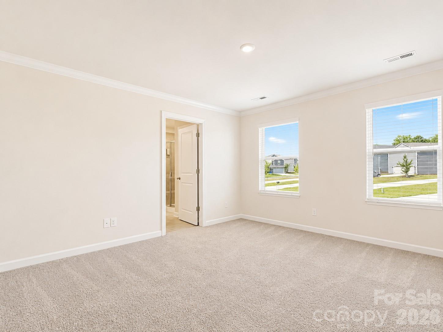 518 Nixon Road Property Photo 14
