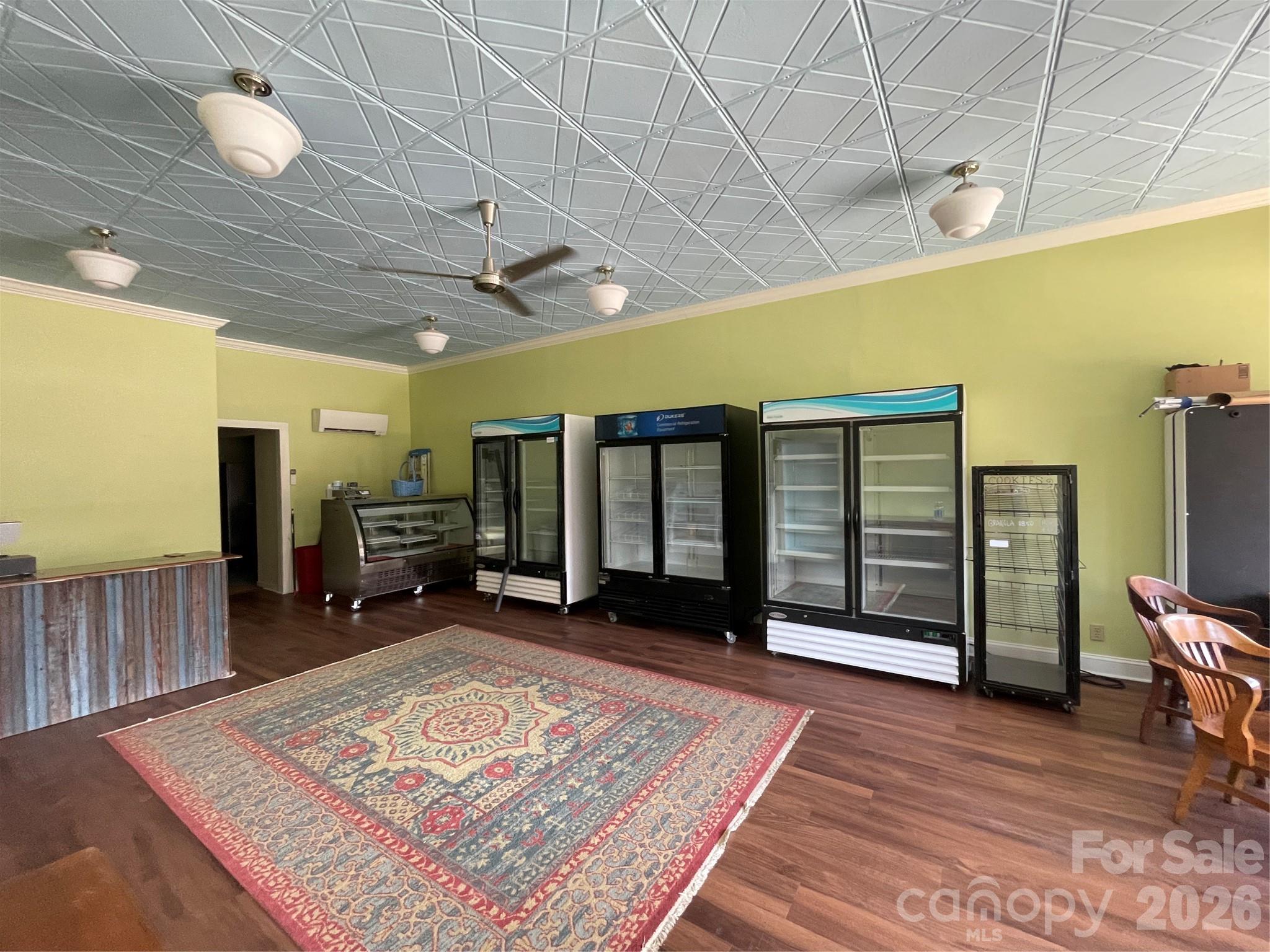 35 N Mitchell Avenue