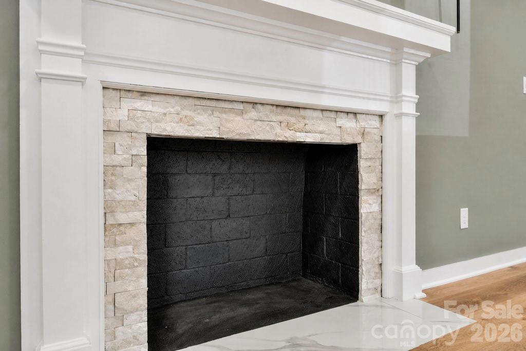 300 King Street Property Photo 4