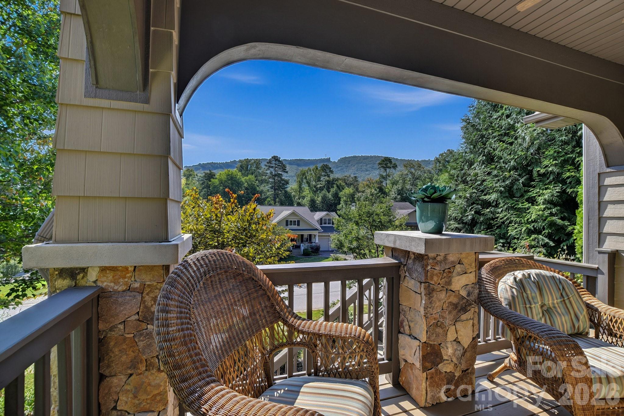 323 Fennel Dun Circle Property Photo 1