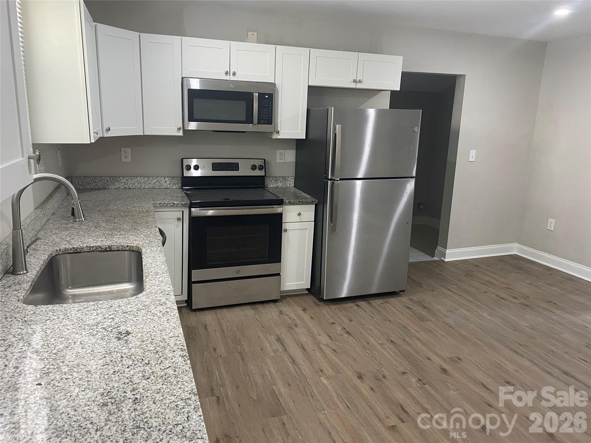 316 S Ransom Street Property Photo 2