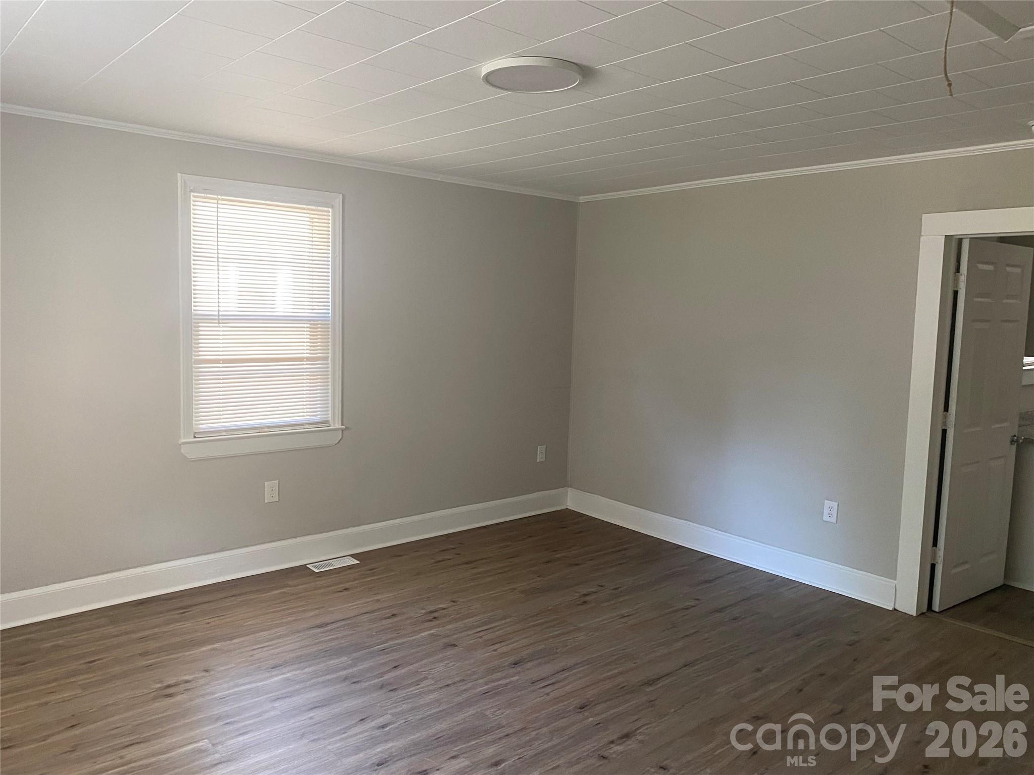 316 S Ransom Street Property Photo 9