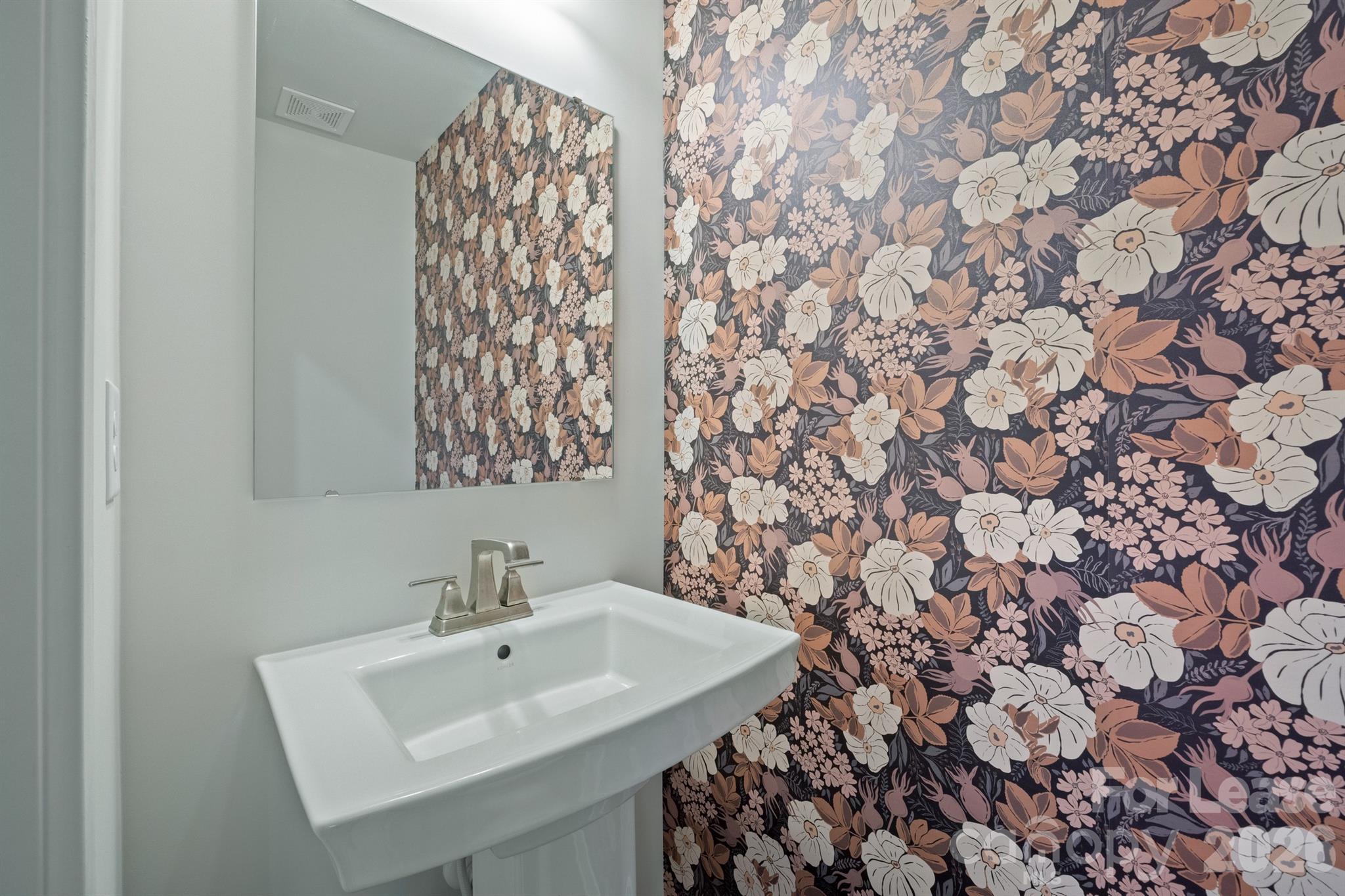 111 Skylar View Way D Property Photo 7