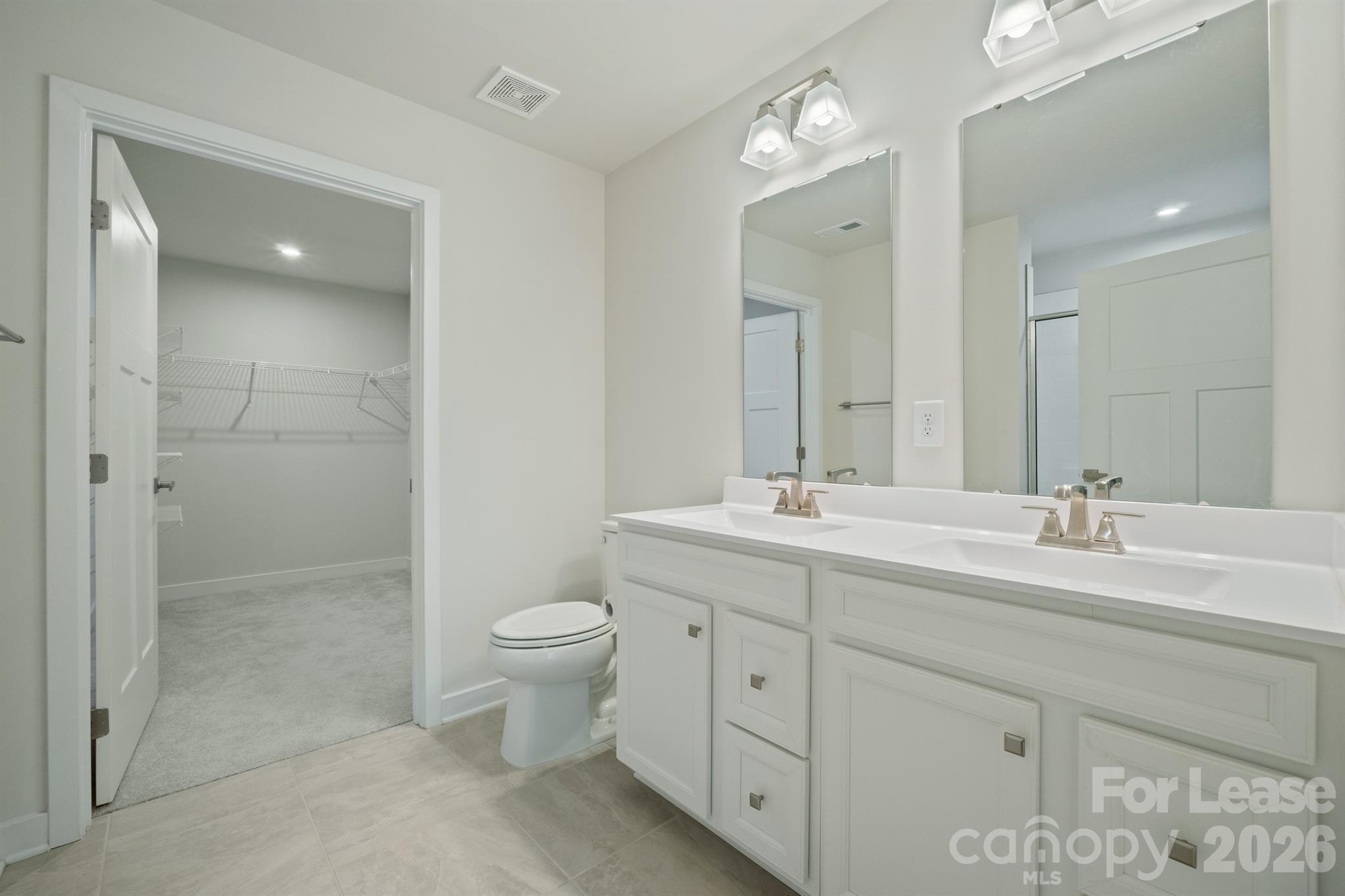111 Skylar View Way D Property Photo 12