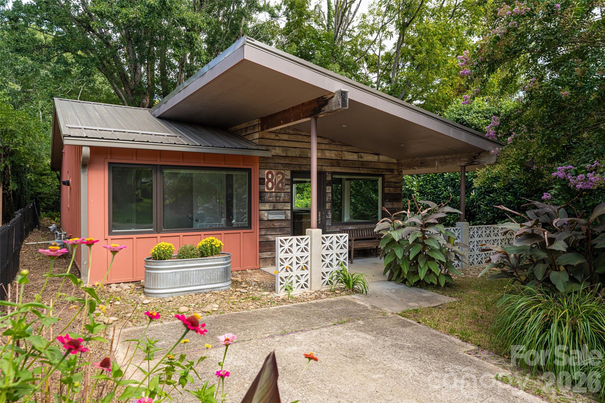 82 Mount Clare Avenue Property Photo 3