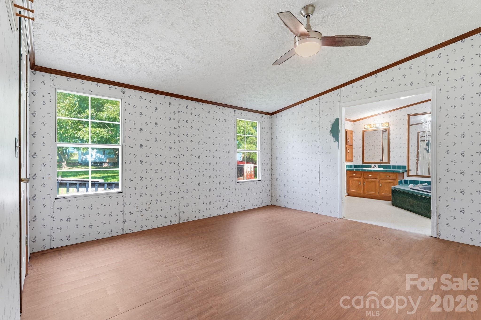 30489 Almond Drive Property Photo 11