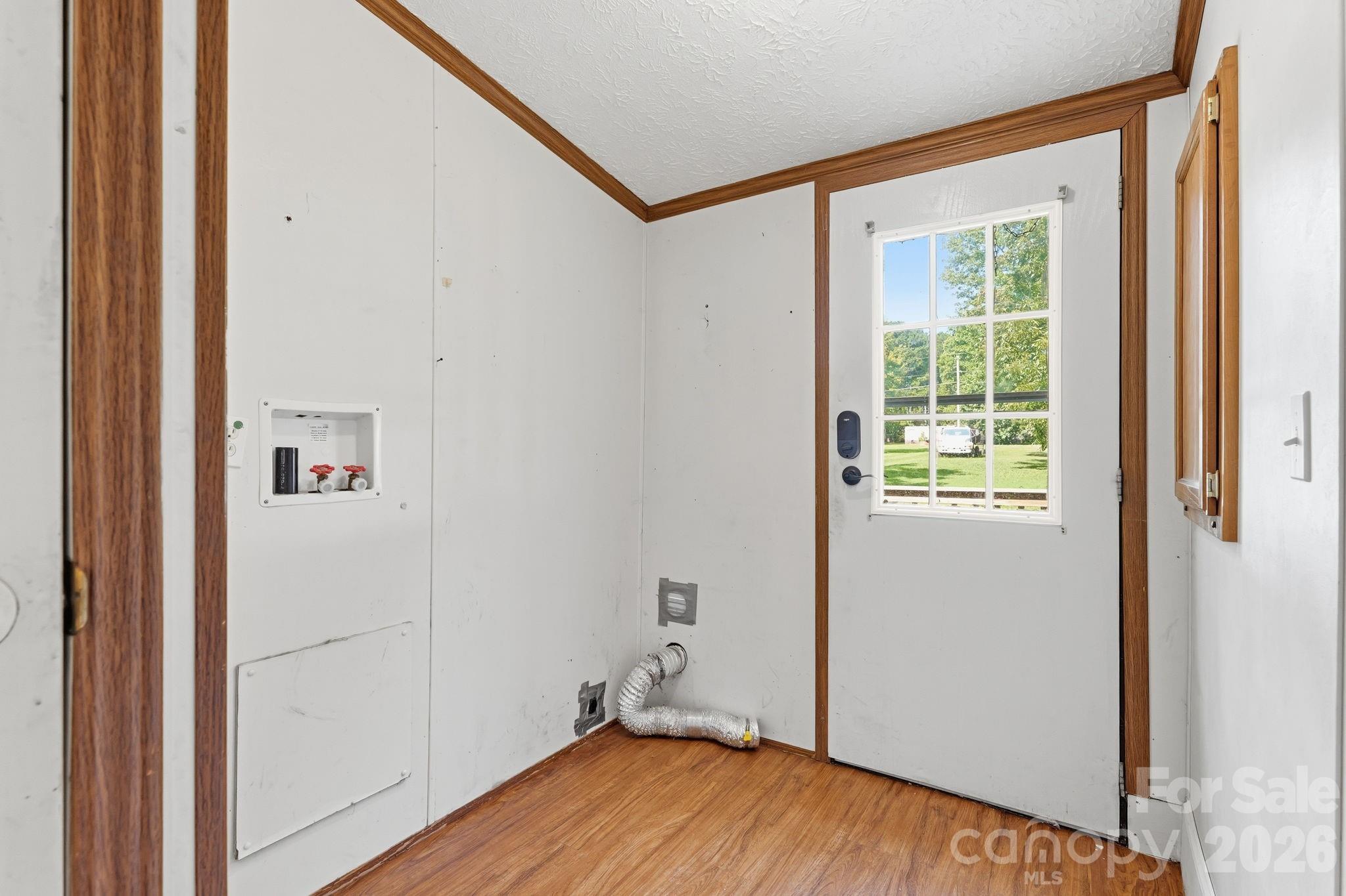 30489 Almond Drive Property Photo 14