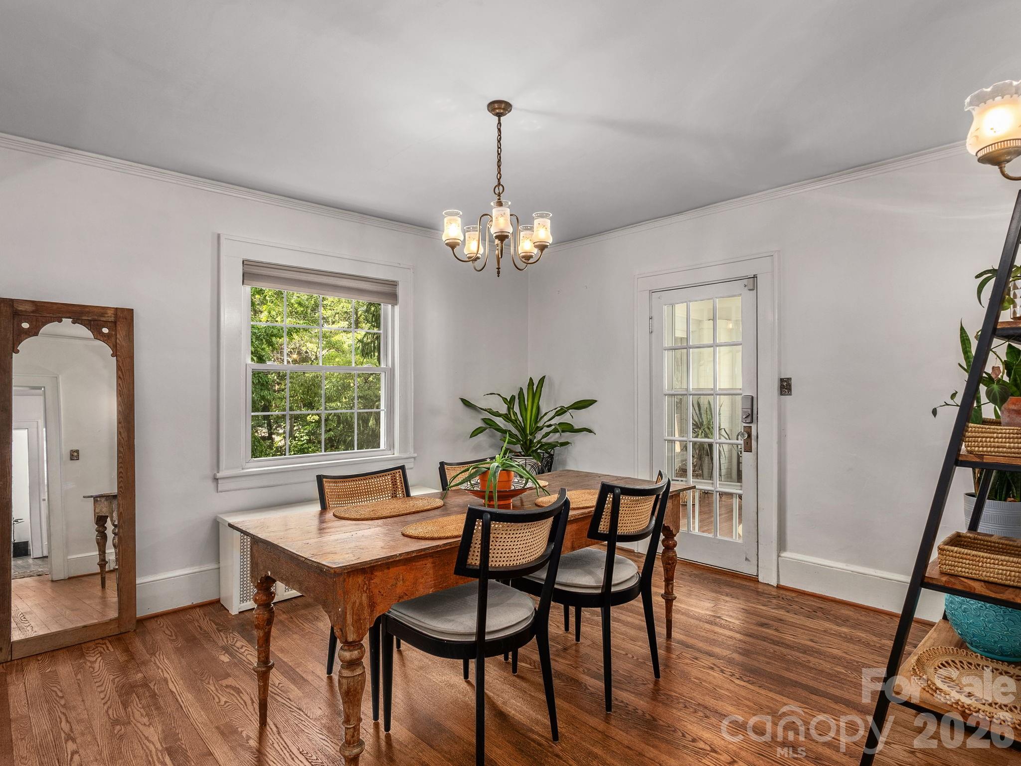 303 Country Club Road Property Photo 10