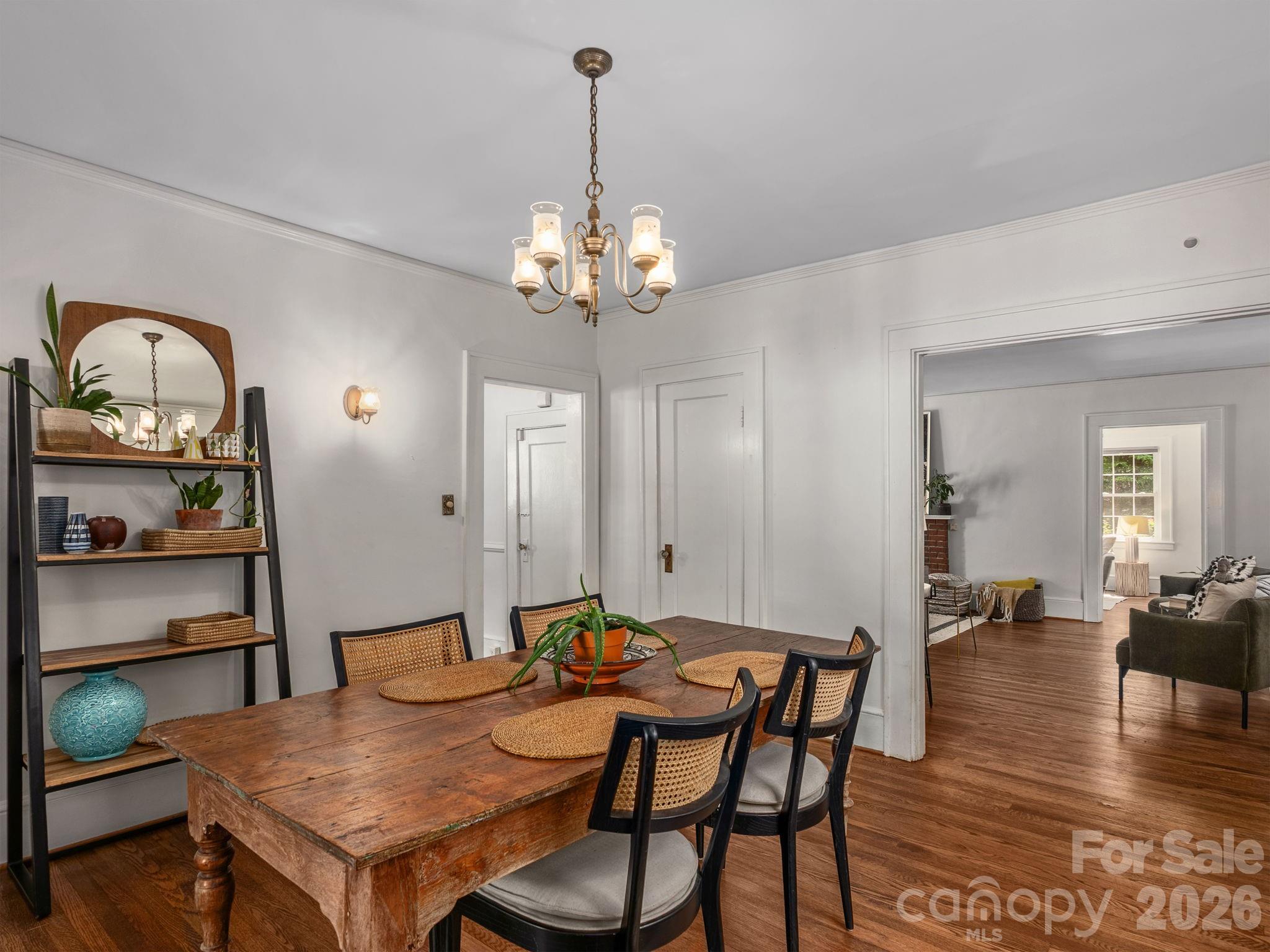 303 Country Club Road Property Photo 11