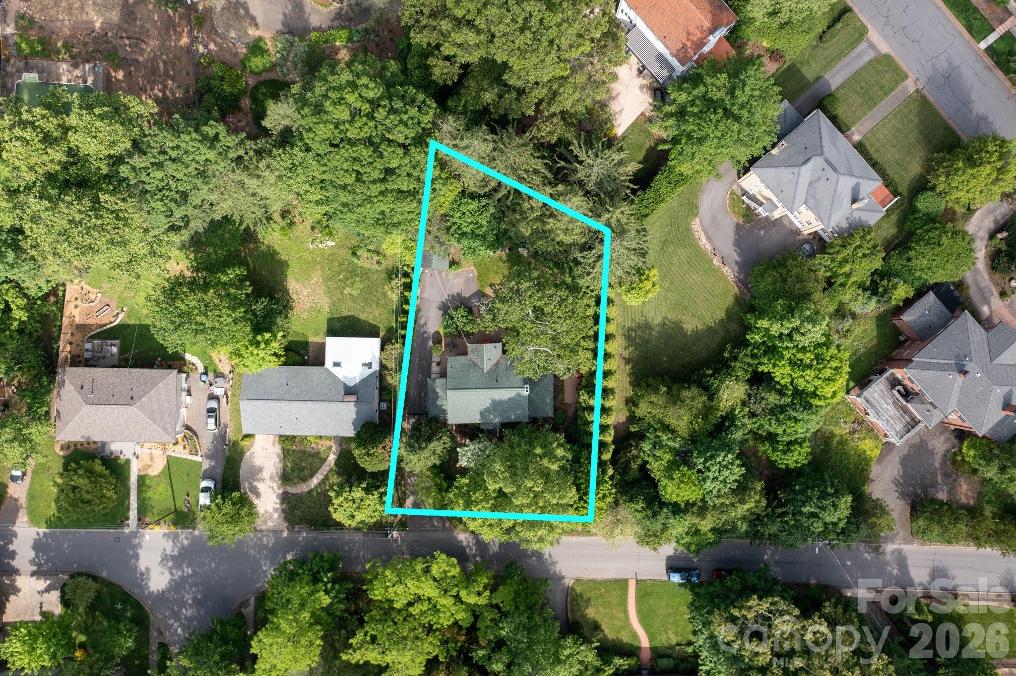303 Country Club Road Property Photo 31