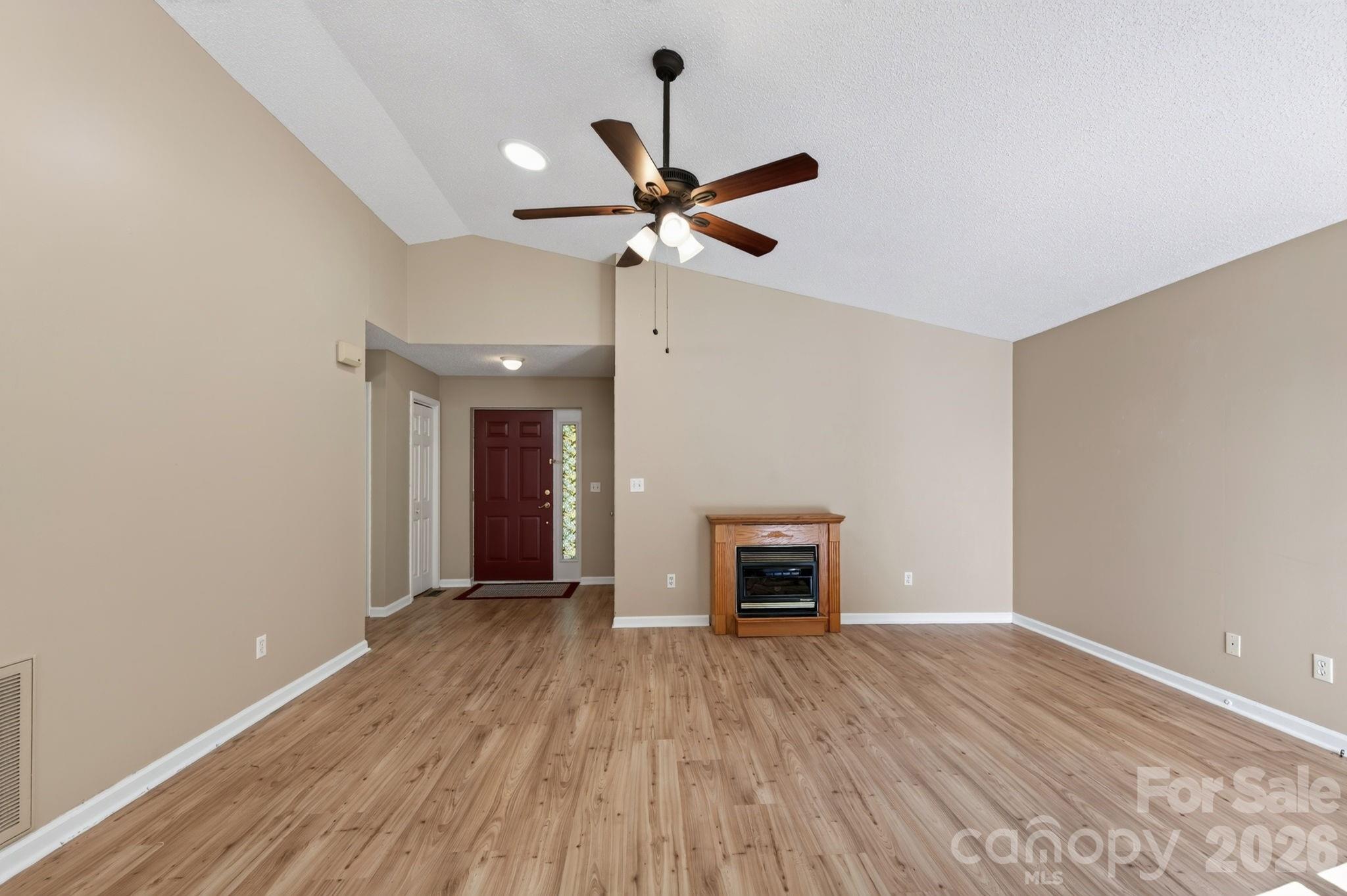 204 Cinnamon Way Property Photo 10