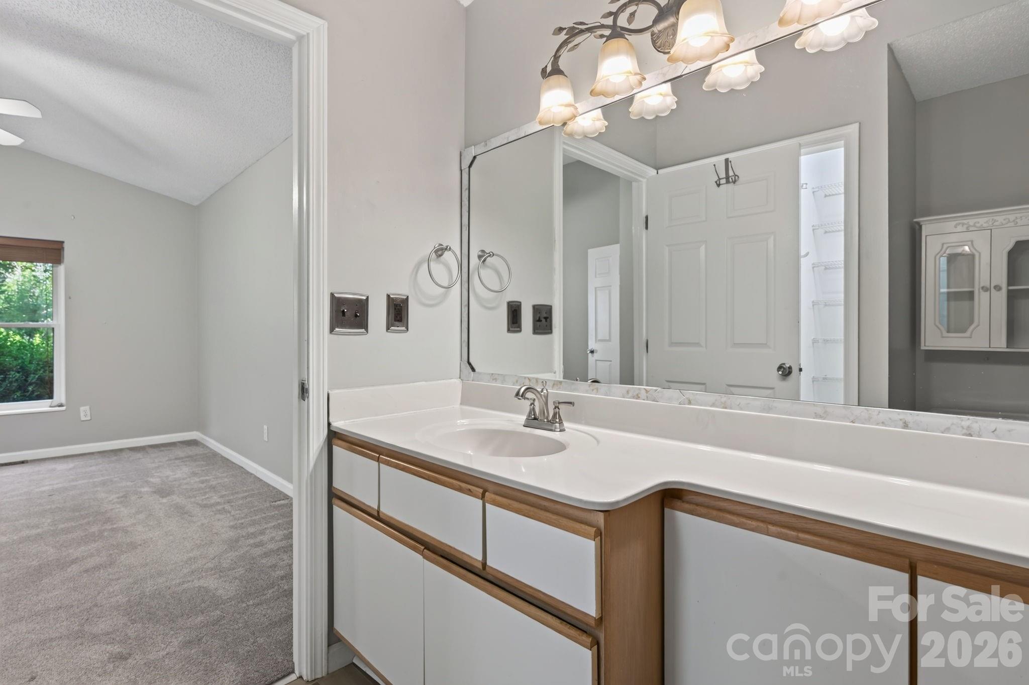 204 Cinnamon Way Property Photo 24