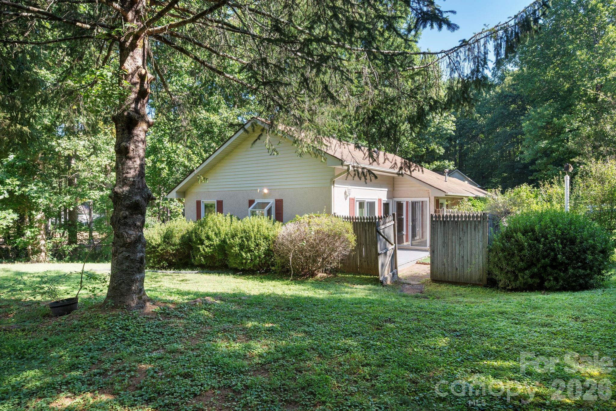 204 Cinnamon Way Property Photo 35