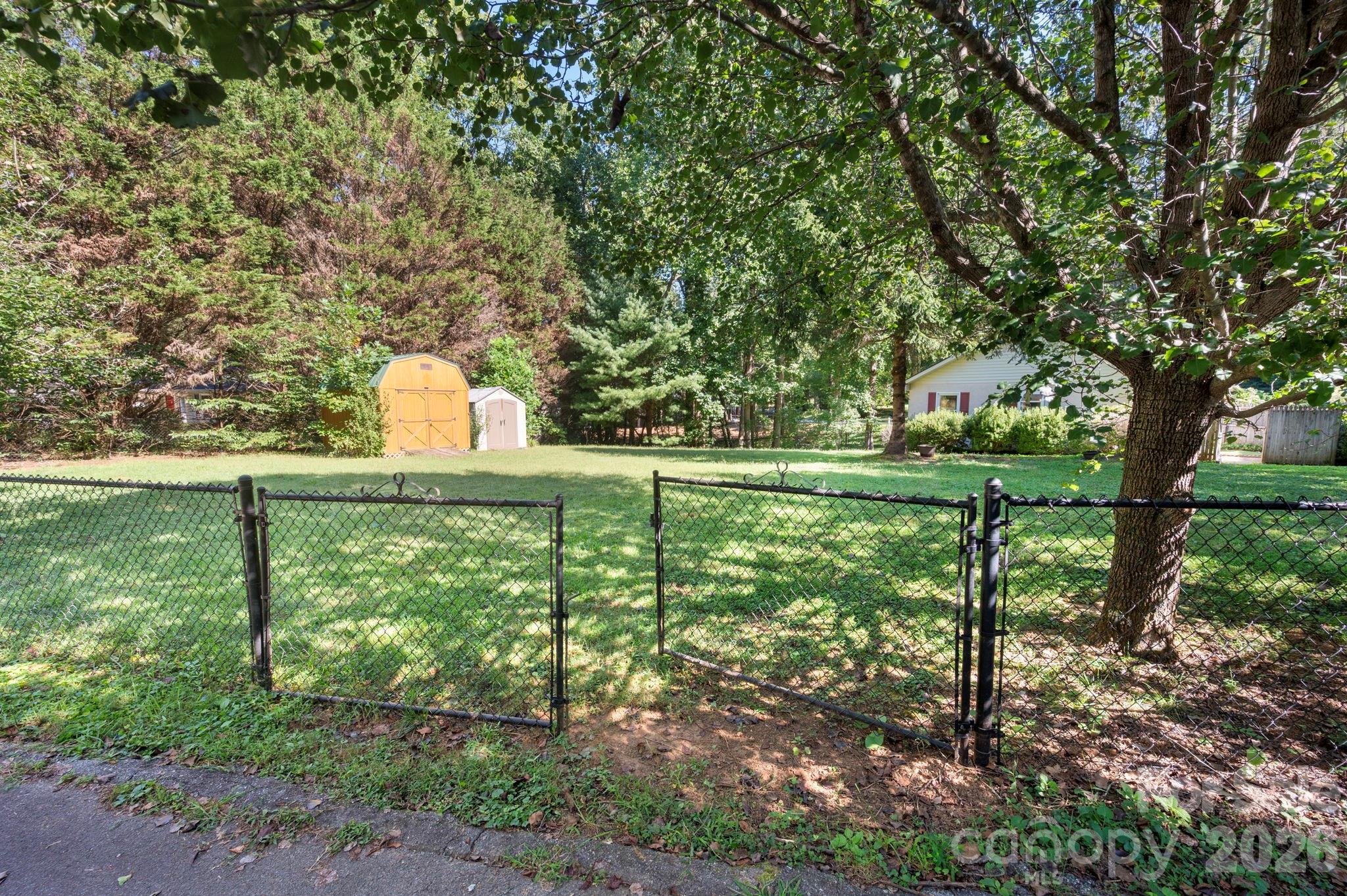 204 Cinnamon Way Property Photo 36