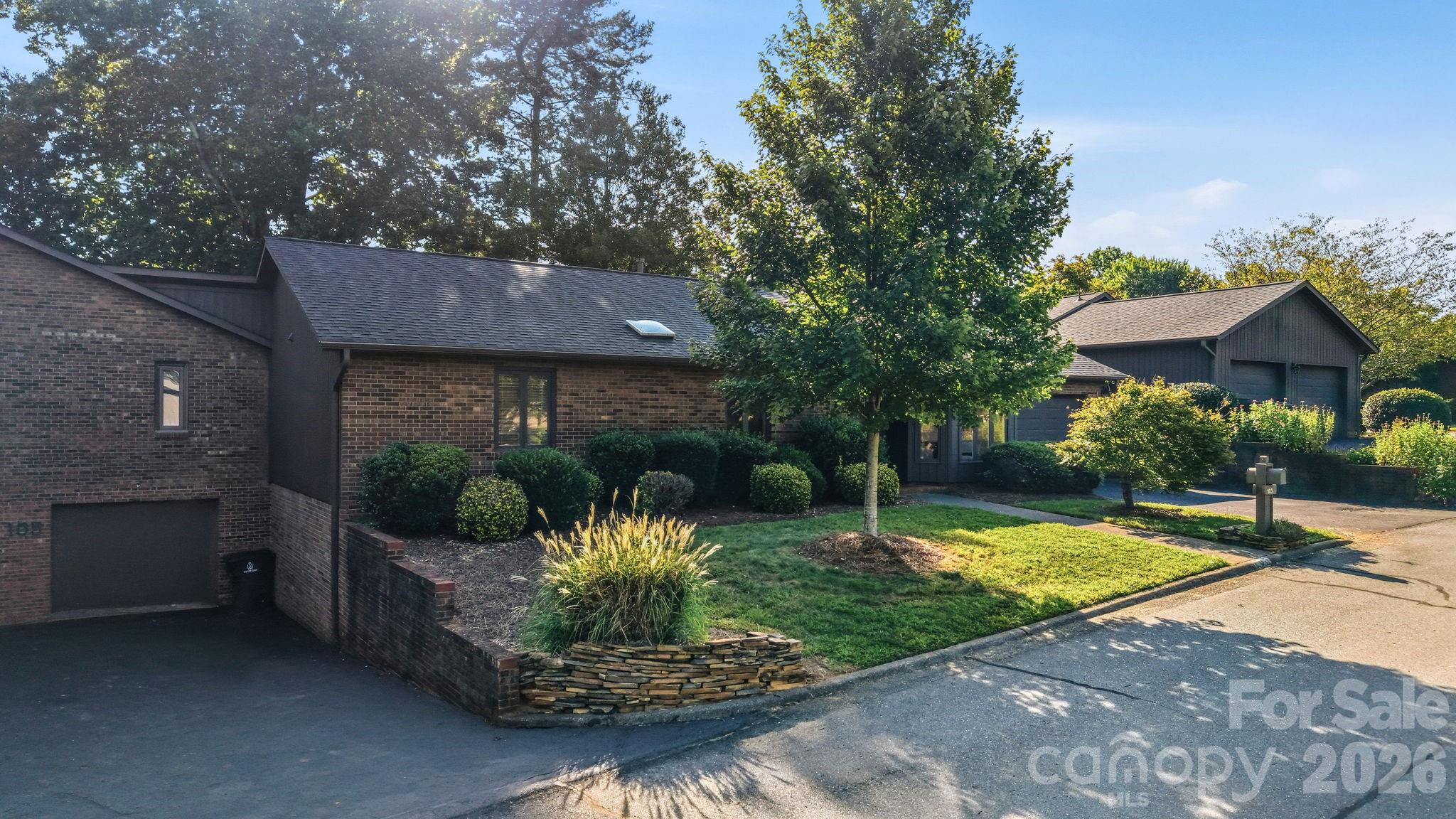 103 Briar Ridge Circle Property Photo 1