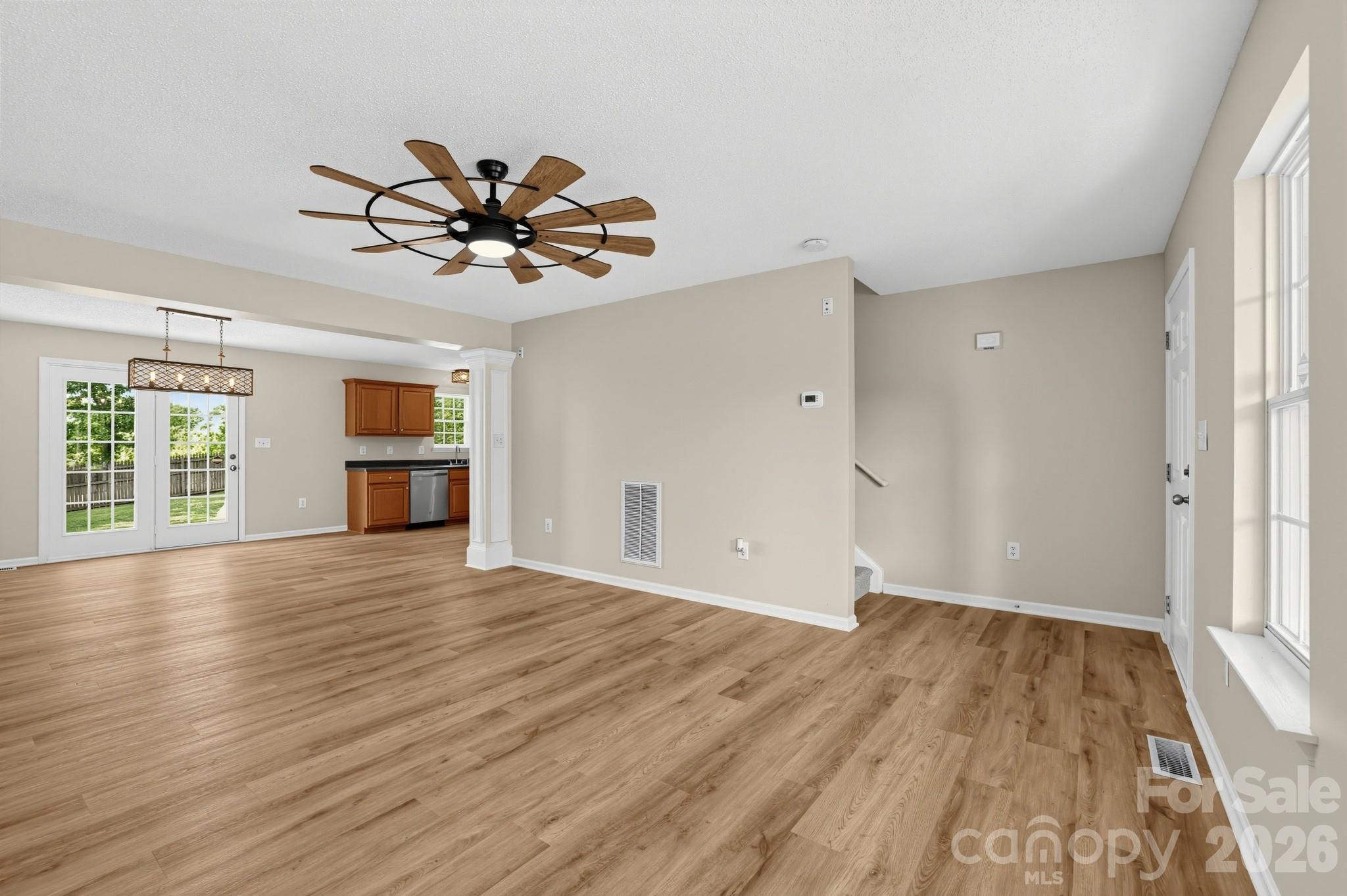 448 Webb Road Property Photo 3