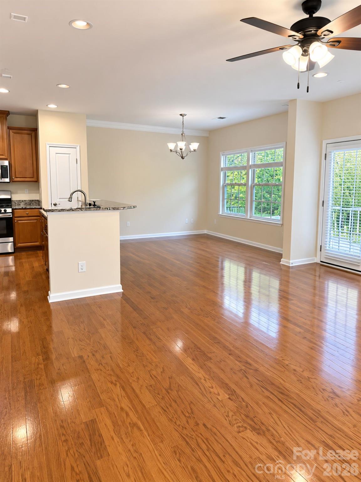 1813 Evergreen Drive Property Photo 13