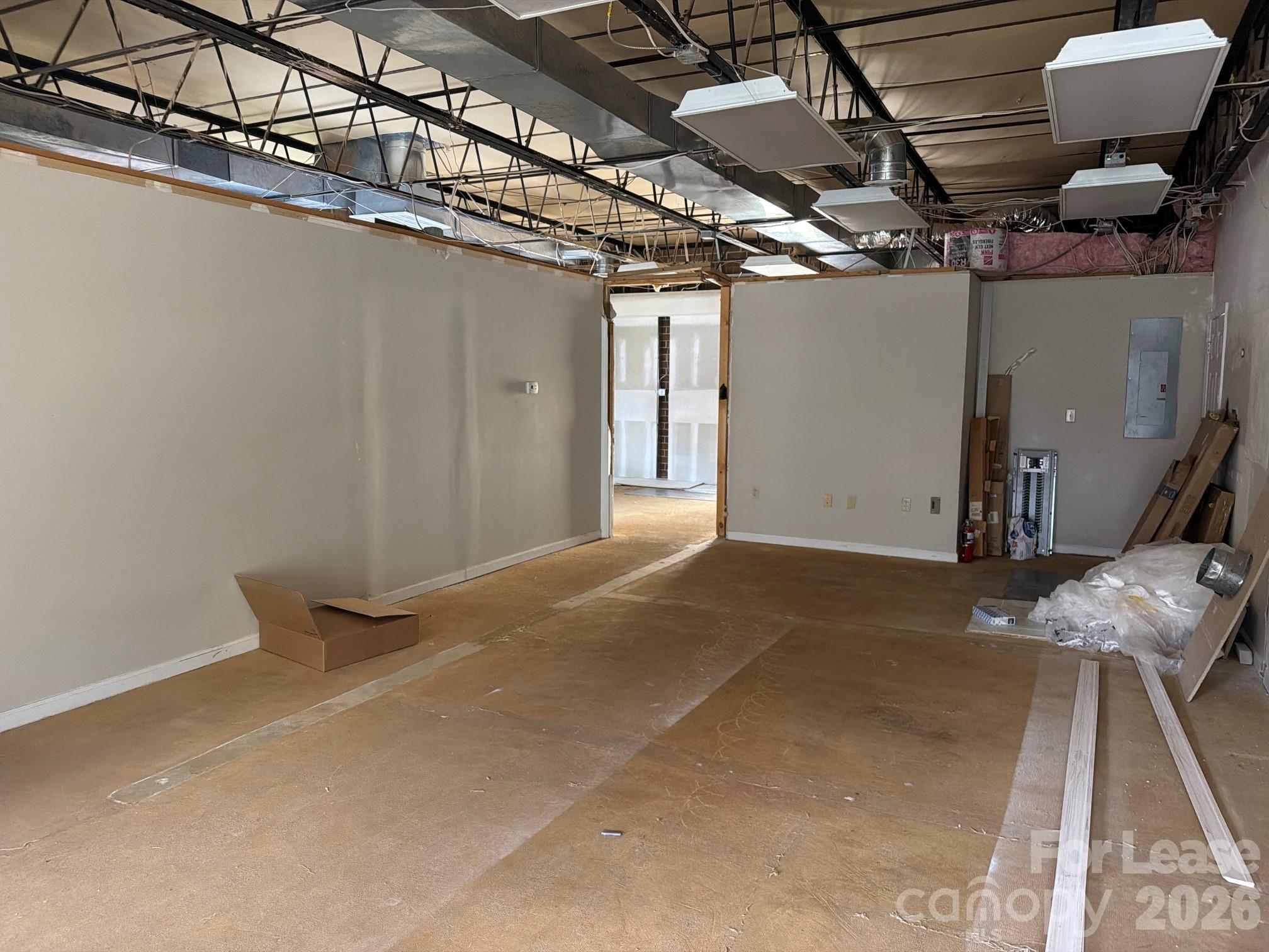 231 E Tremont Avenue Property Photo 17