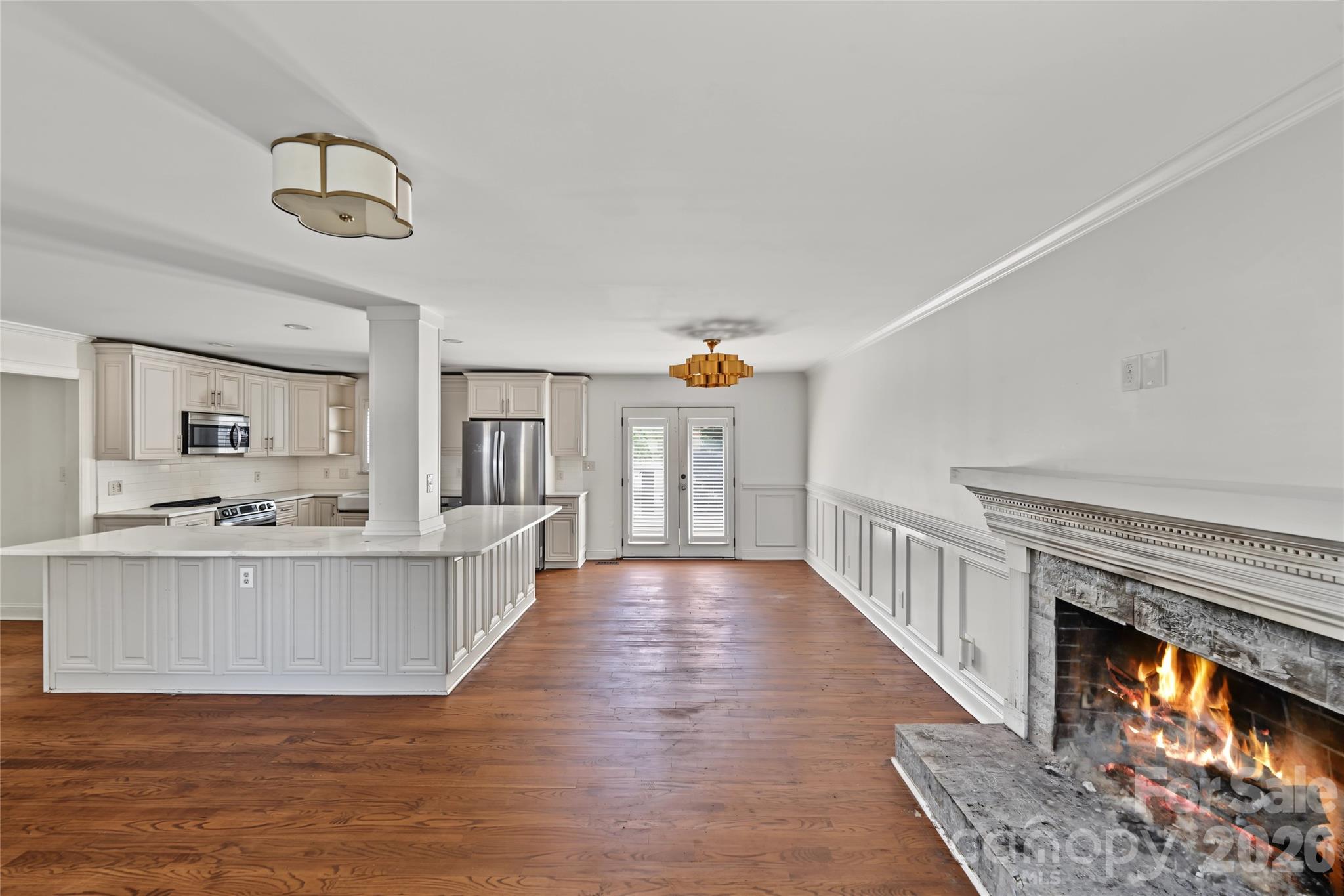3453 Selwyn Avenue Property Photo 10