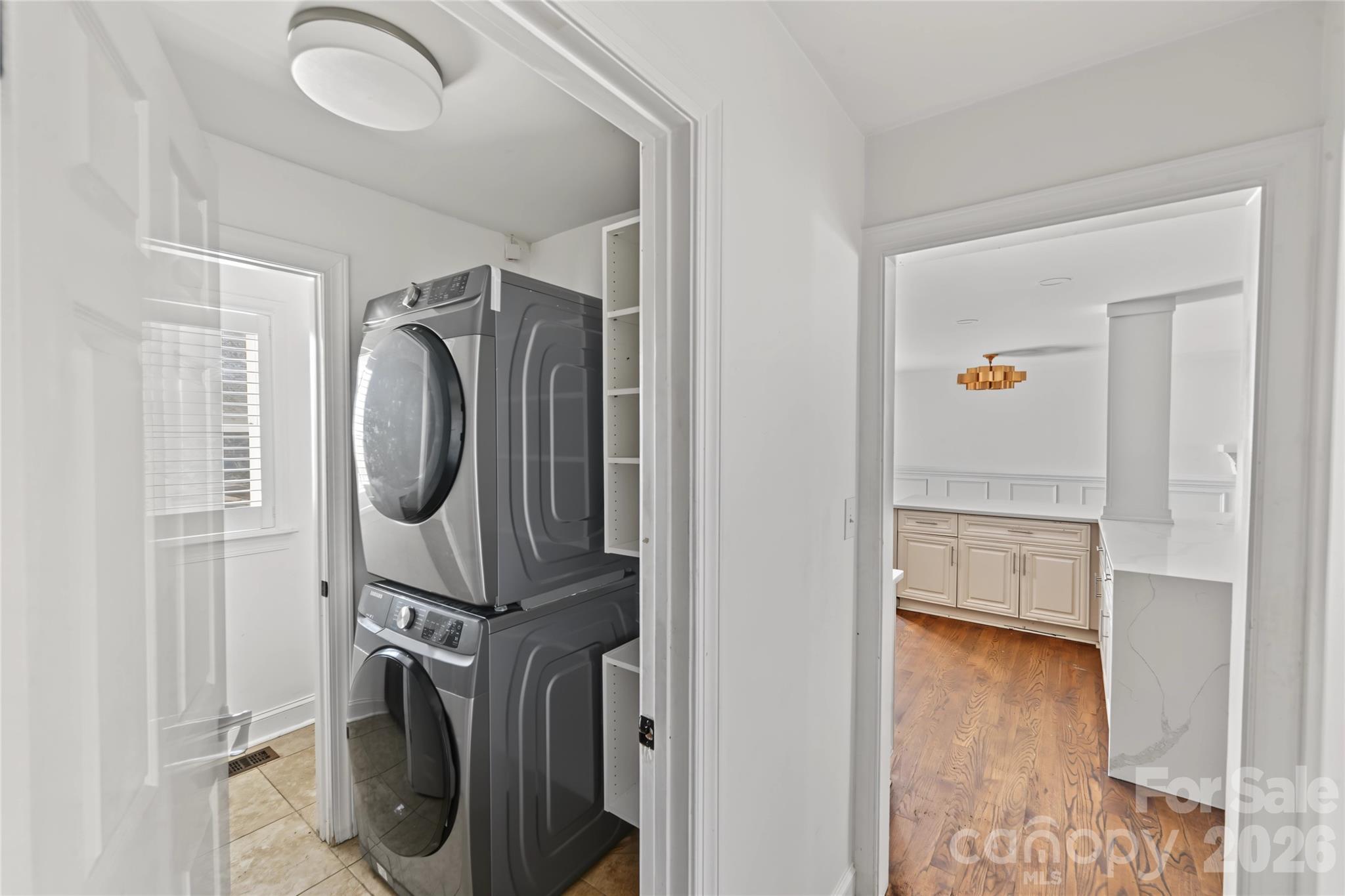 3453 Selwyn Avenue Property Photo 19