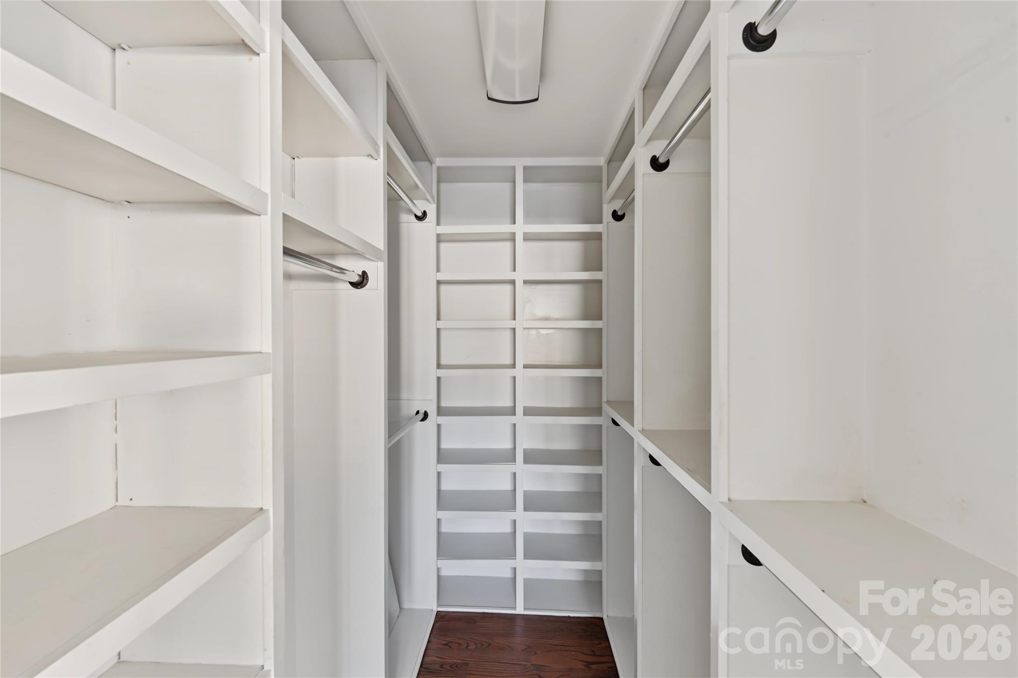3453 Selwyn Avenue Property Photo 21