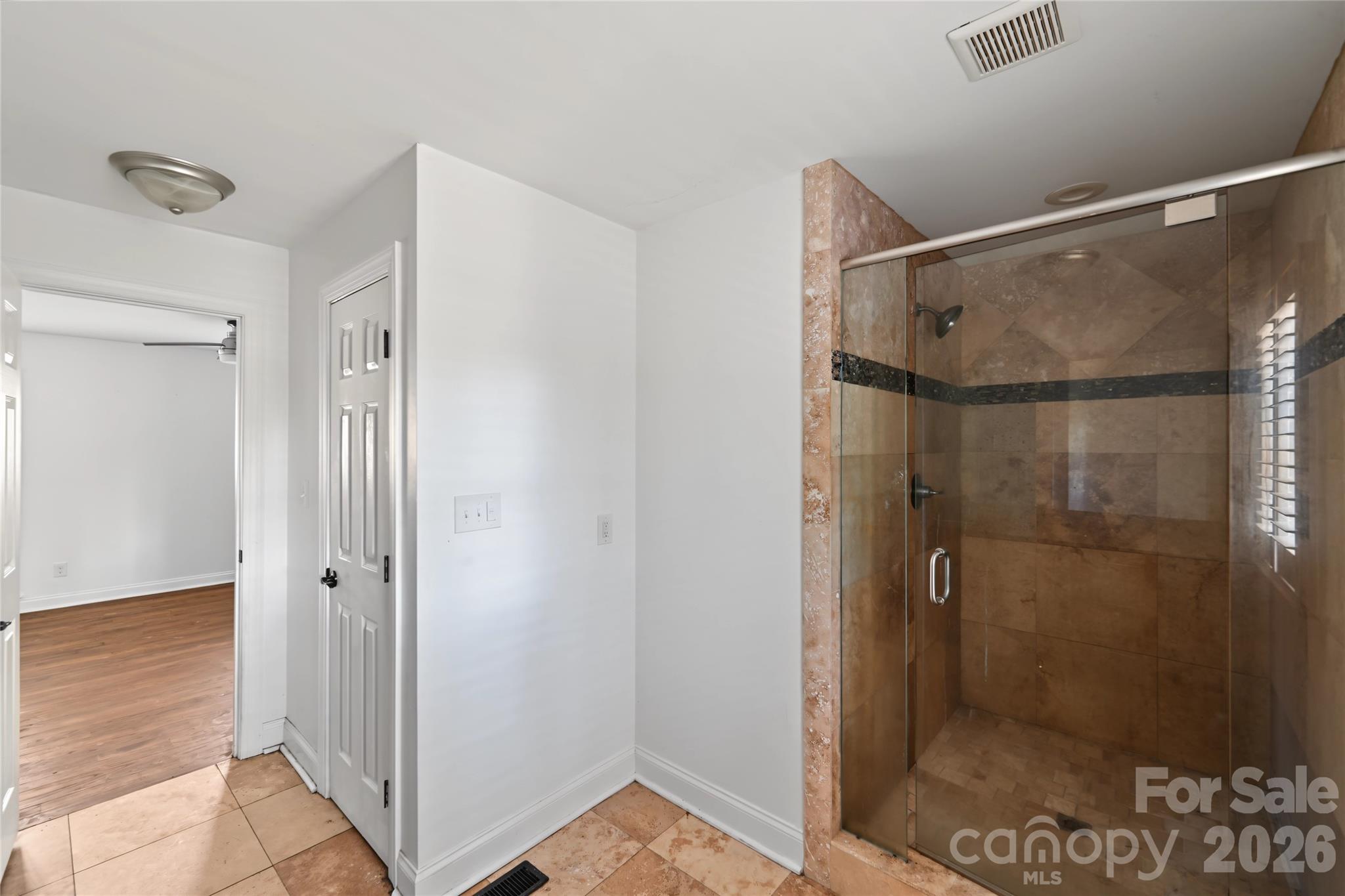 3453 Selwyn Avenue Property Photo 22