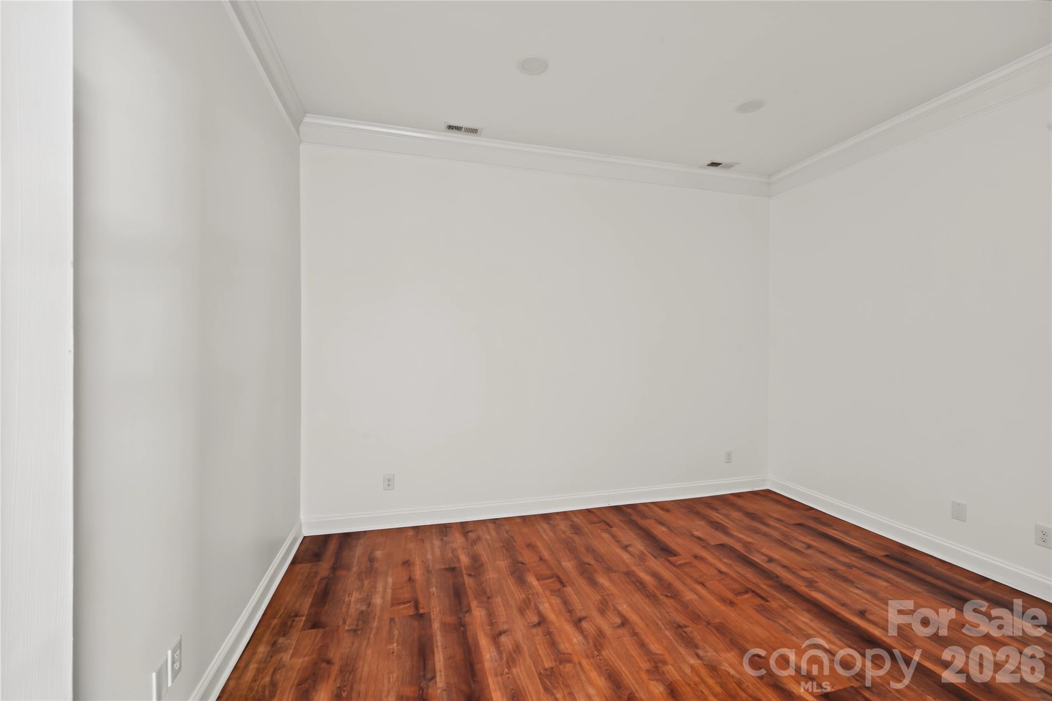 3453 Selwyn Avenue Property Photo 33