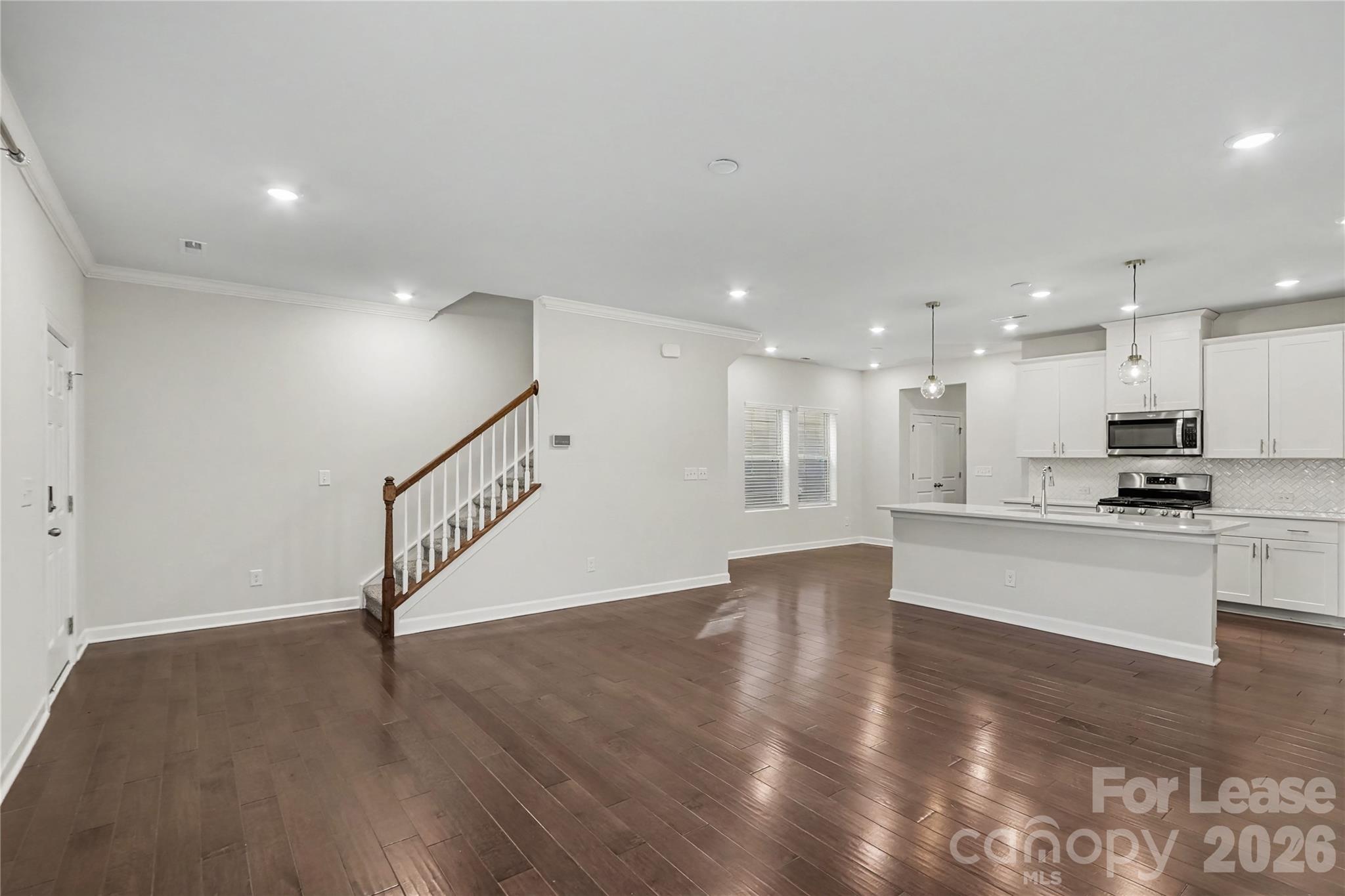 4421477 Property Photo 8