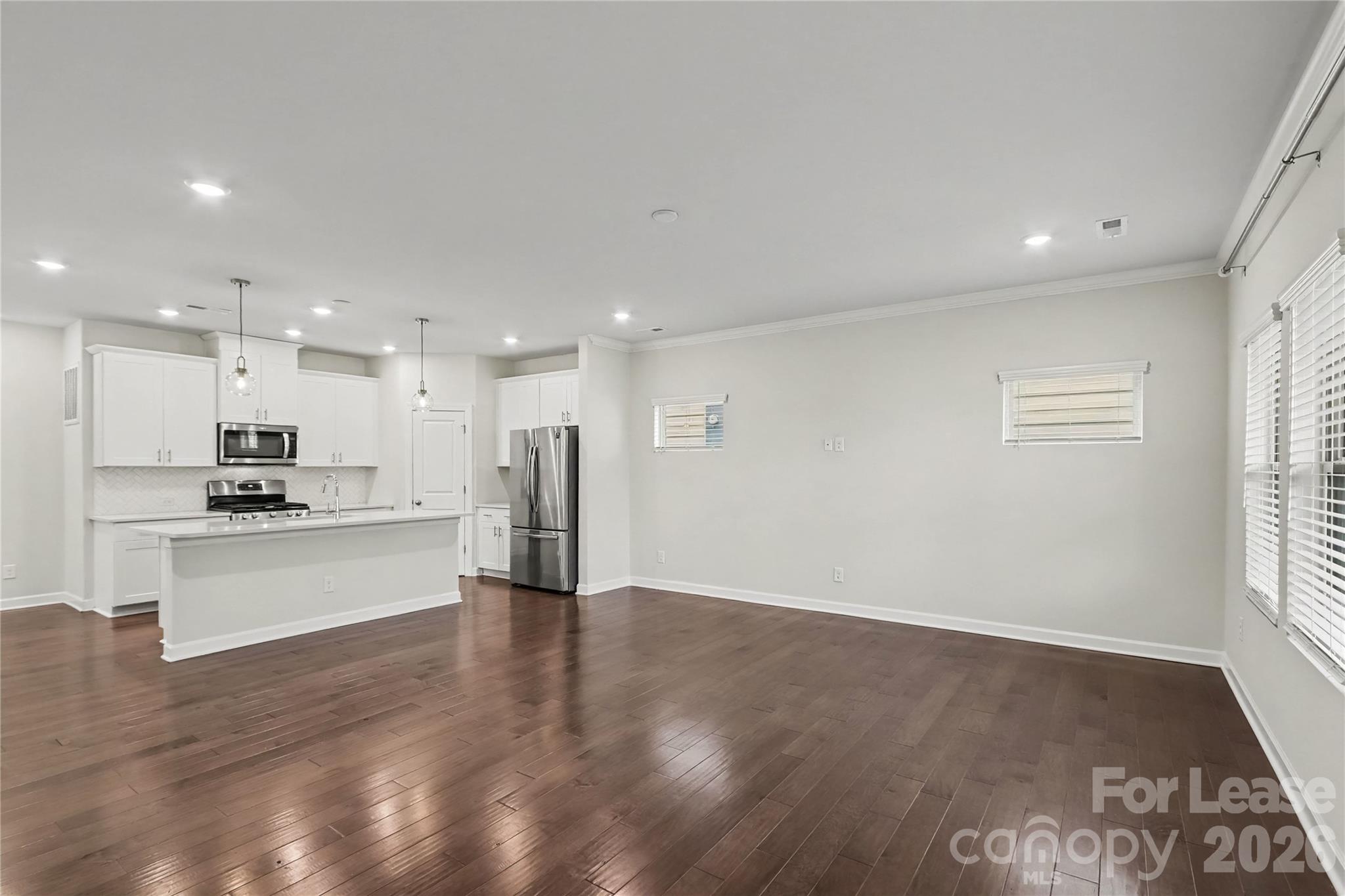 4421477 Property Photo 9