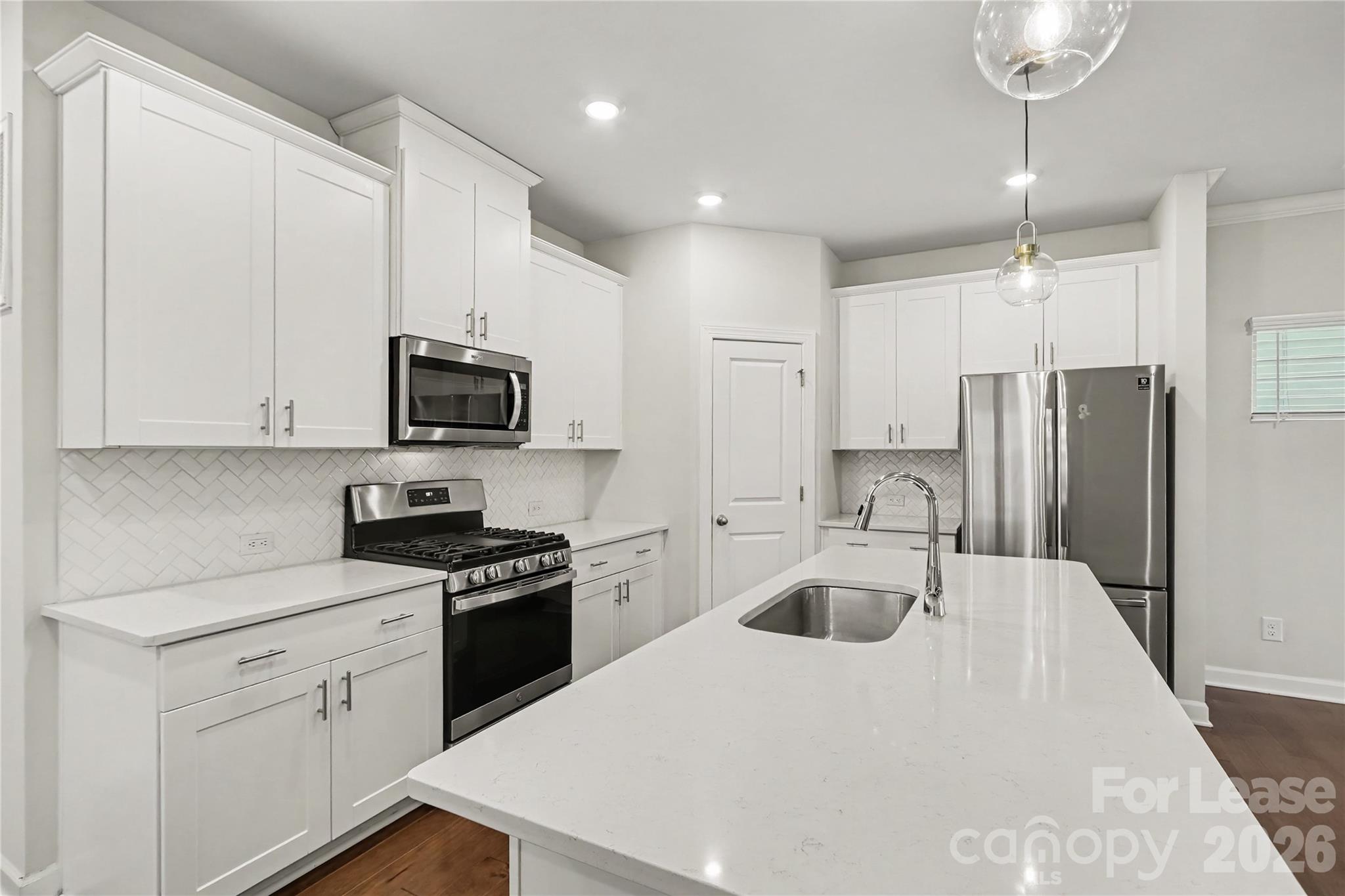 4421477 Property Photo 13