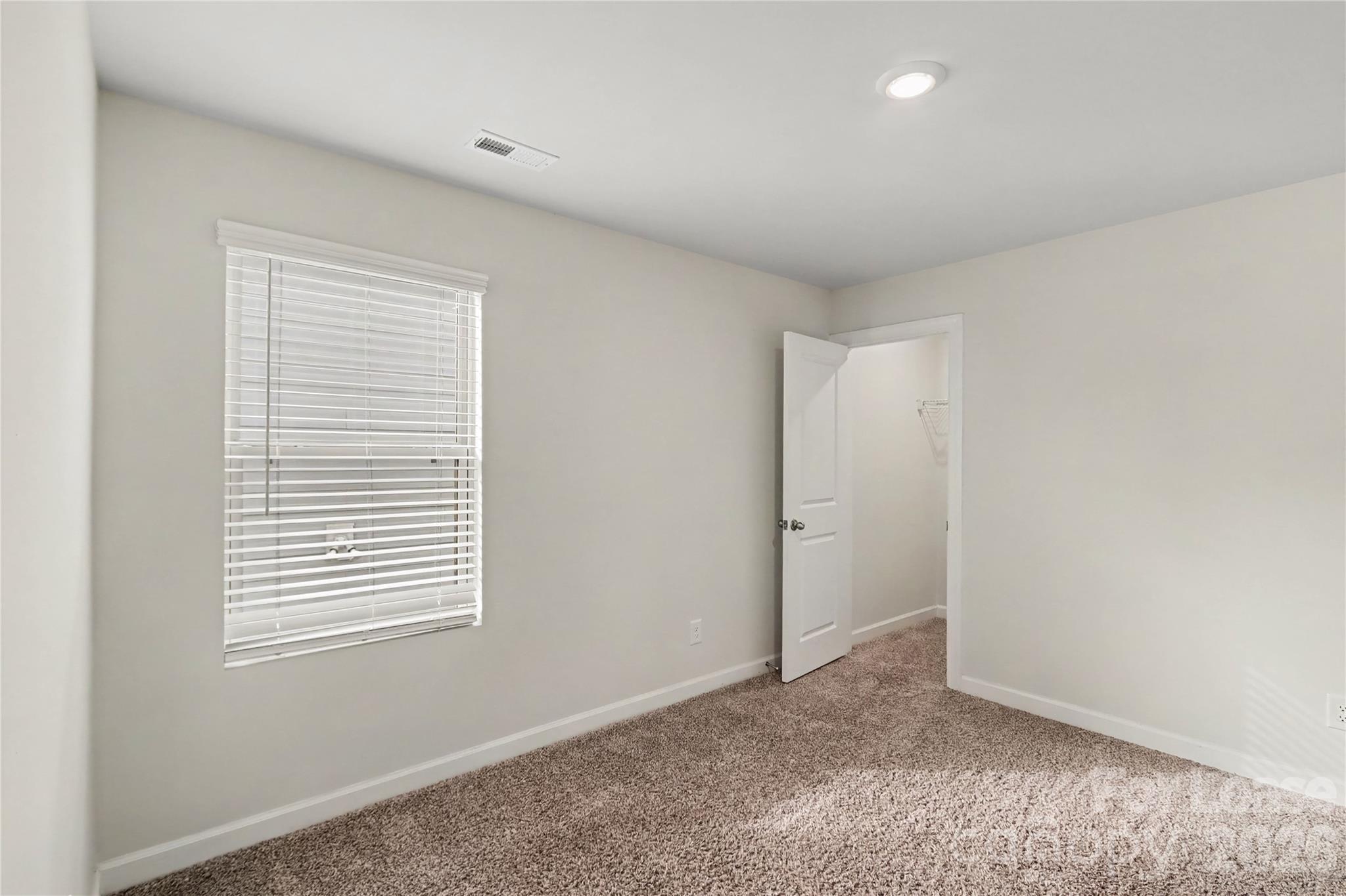 4421477 Property Photo 16