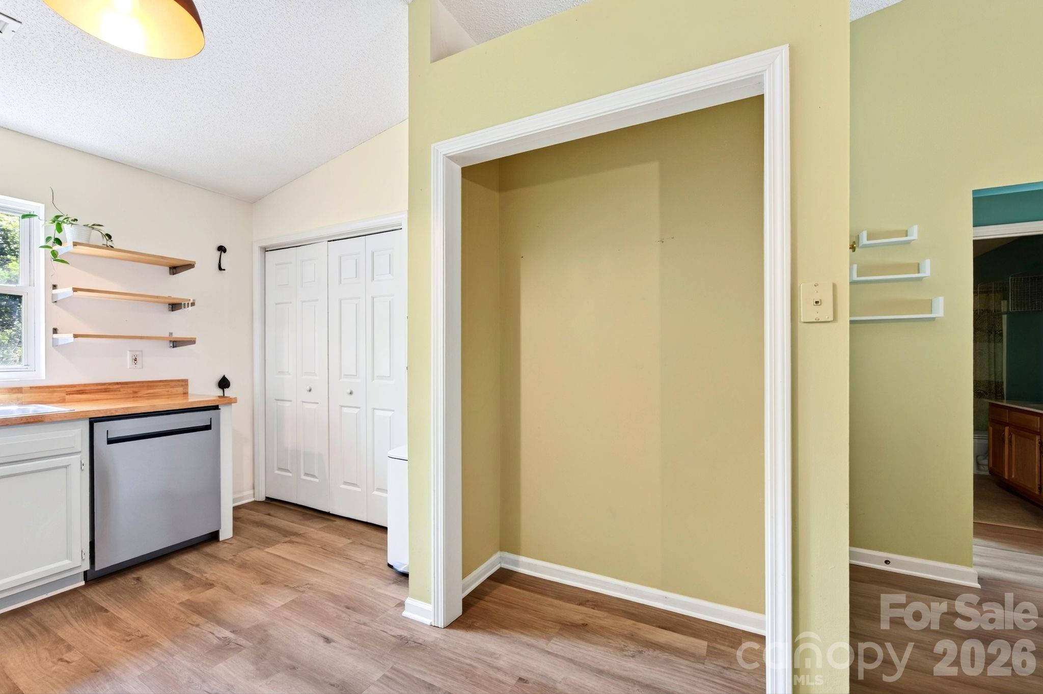 15 Krista Circle B Property Photo 15