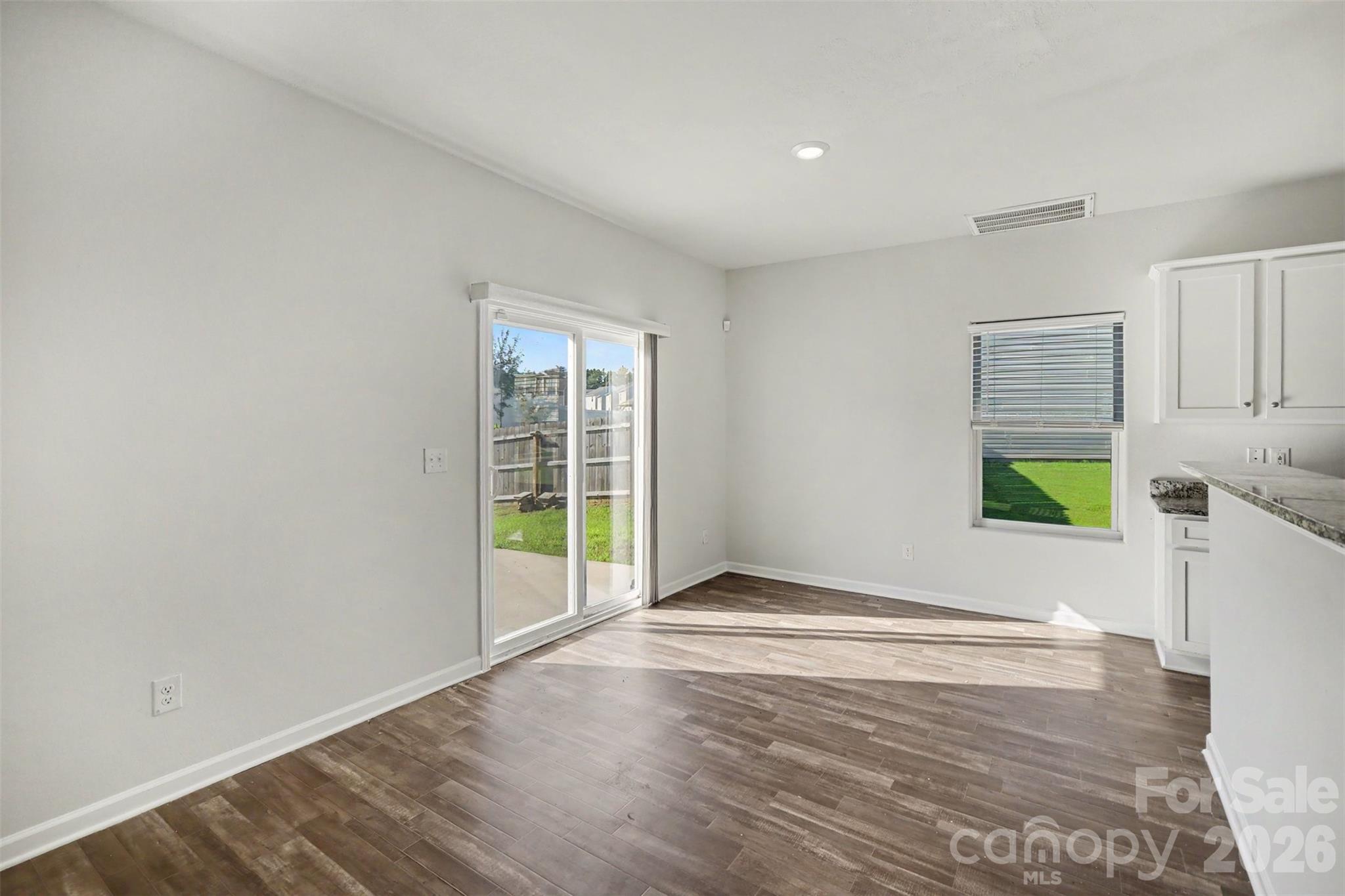 8411 Highgate Drive Property Photo 16