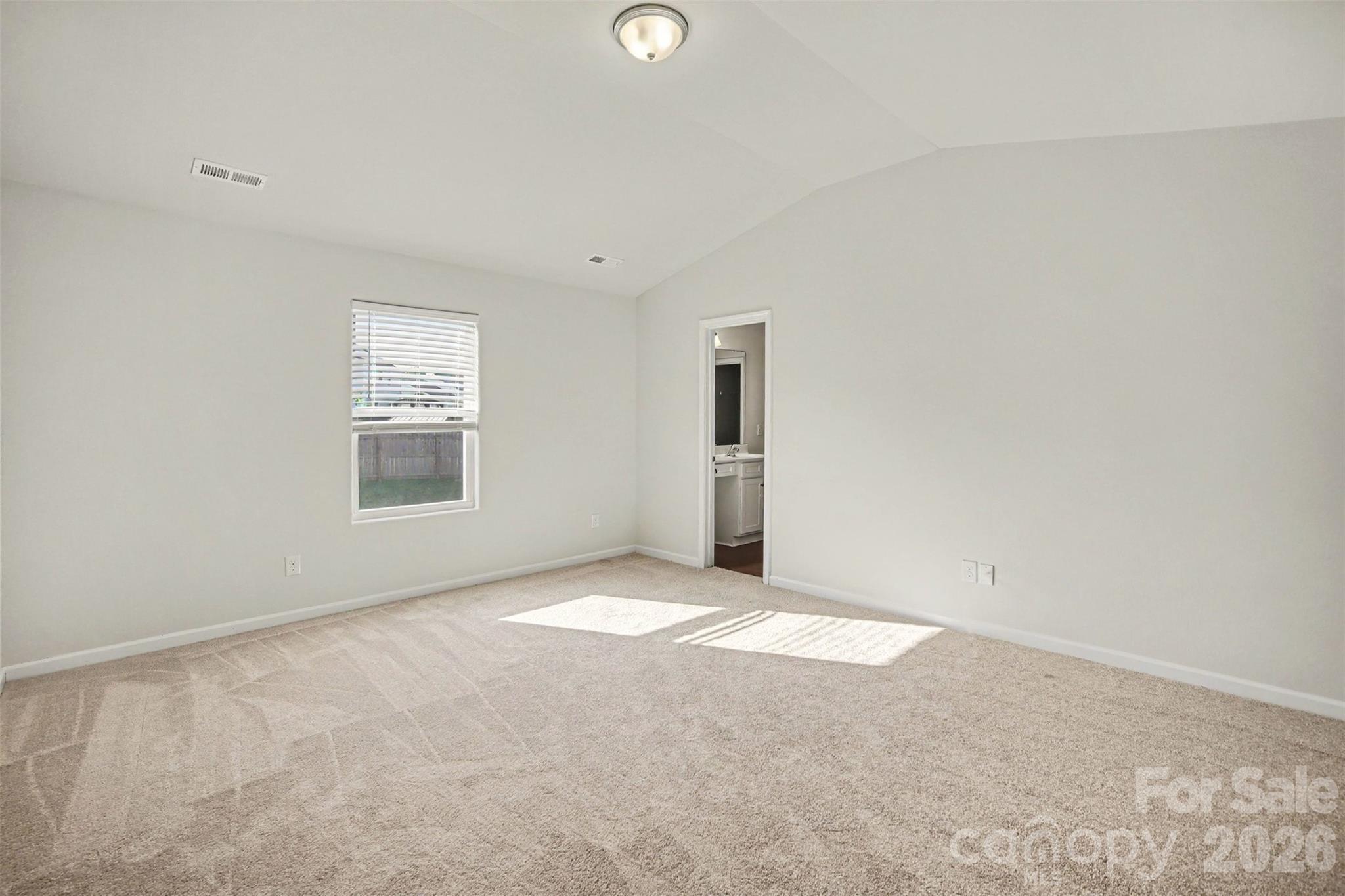 8411 Highgate Drive Property Photo 18