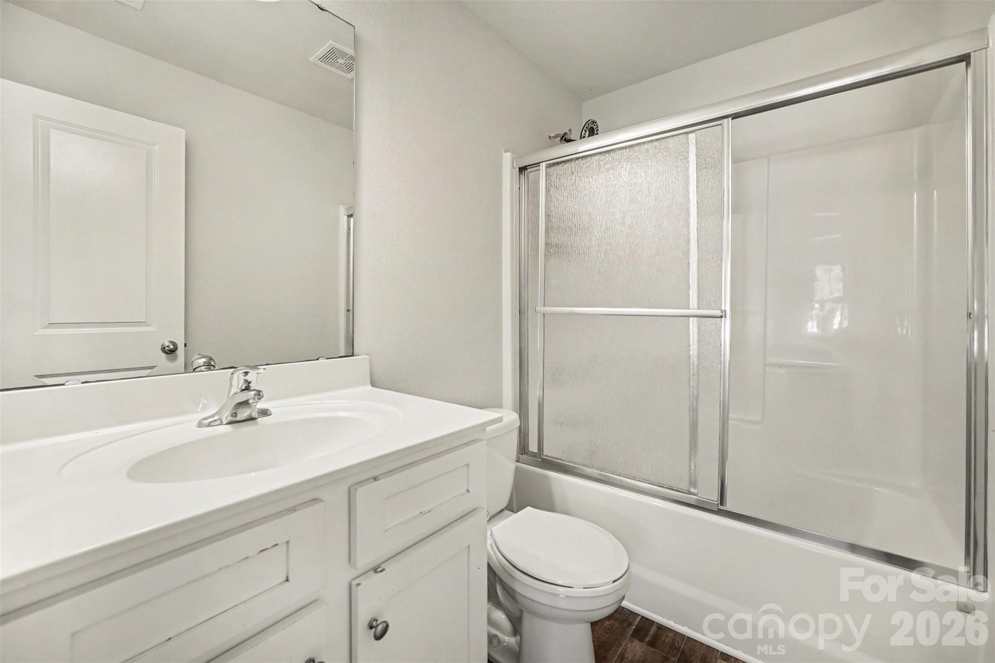 8411 Highgate Drive Property Photo 30