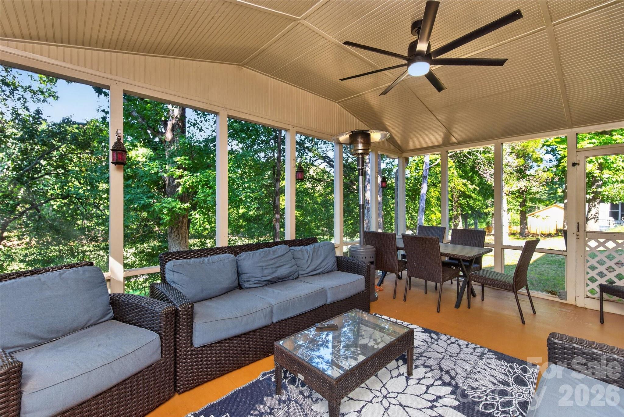 10009 Thomas Payne Circle Property Photo 5