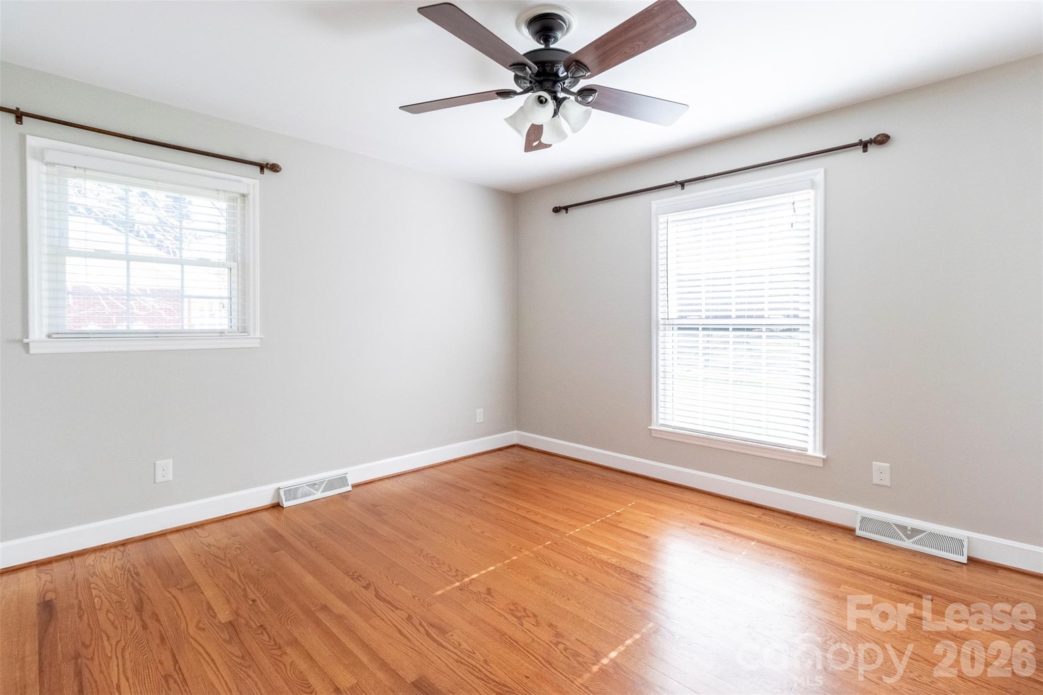 6618 Castlegate Drive Property Photo 34