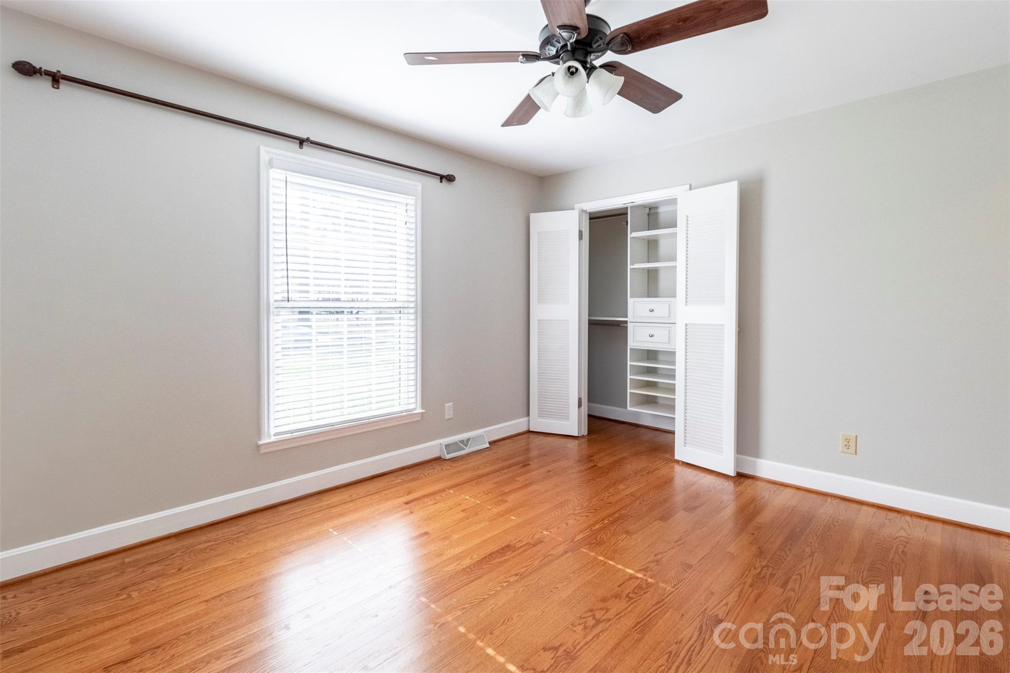 6618 Castlegate Drive Property Photo 35