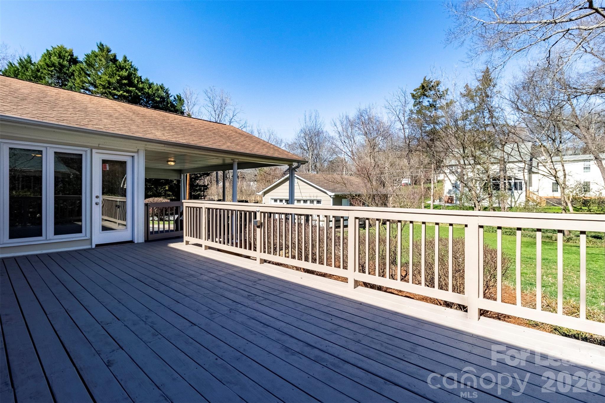 6618 Castlegate Drive Property Photo 38