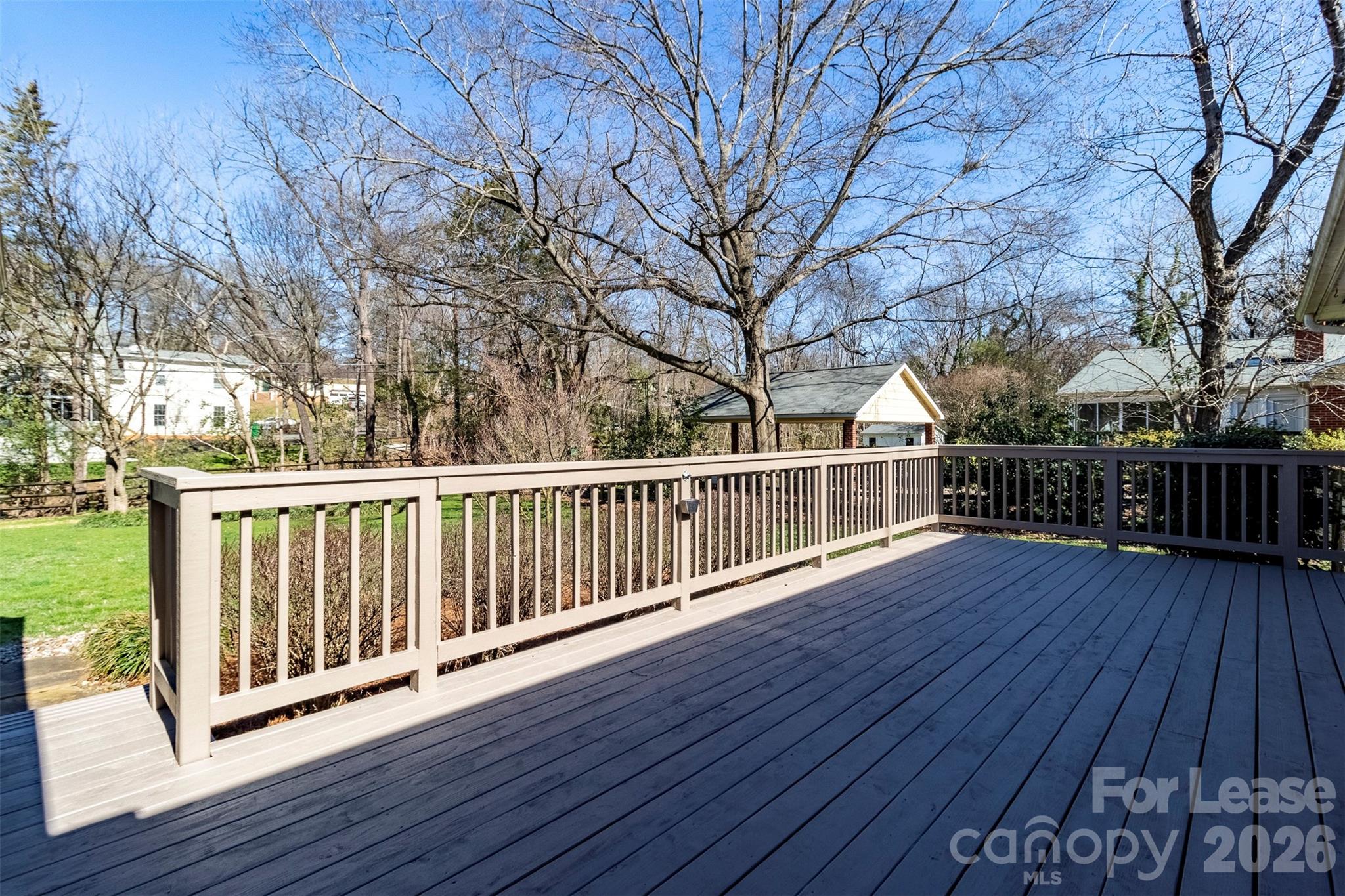 6618 Castlegate Drive Property Photo 39
