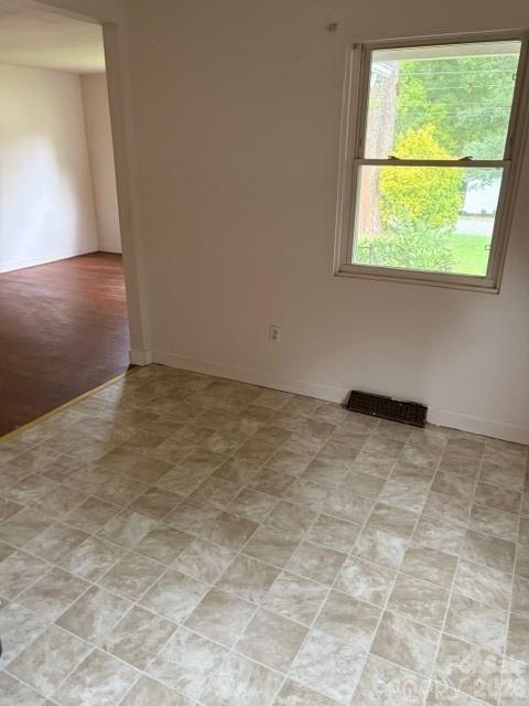1044 Short Street Property Photo 5